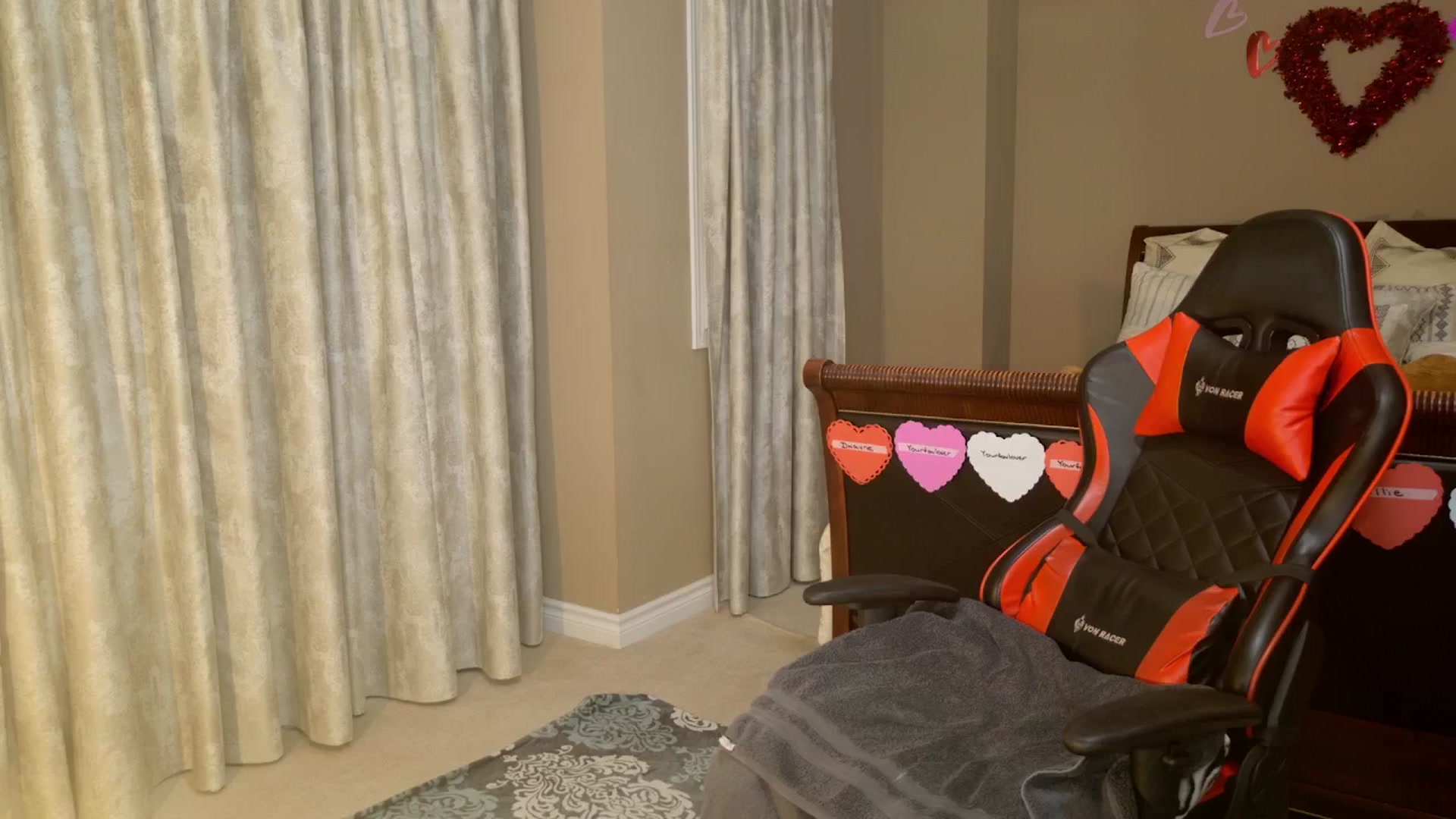 Gallery image thumbnail from Ms_WetNWild's myfreecams stream on, 02/07/2026, 02:43 image 5 of 20