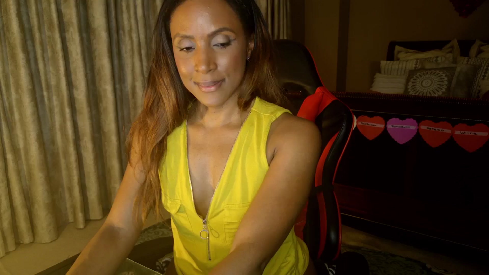 Gallery image thumbnail from Ms_WetNWild's myfreecams stream on, 02/08/2026, 01:25 image 15 of 20