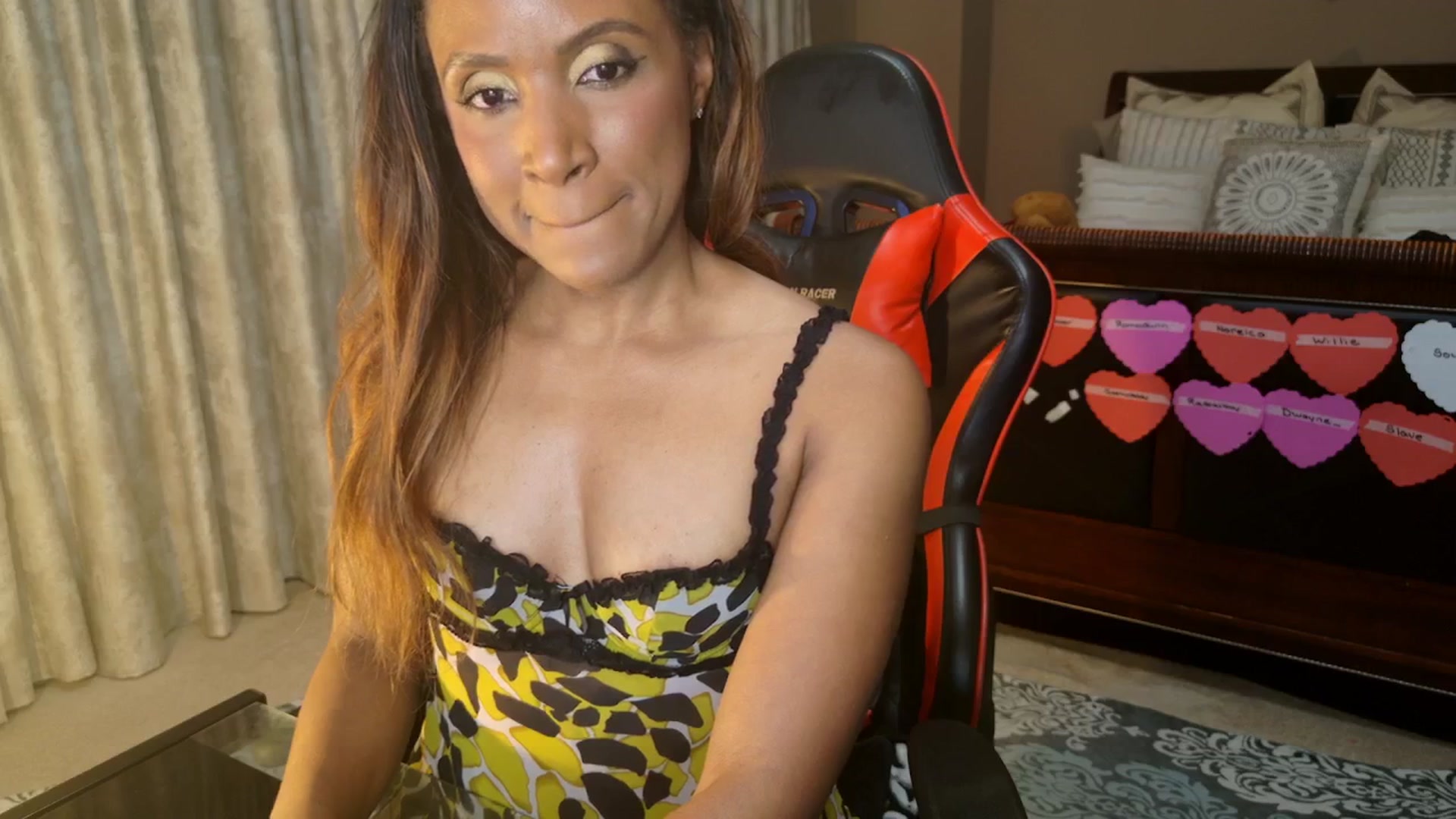 Gallery image thumbnail from Ms_WetNWild's myfreecams stream on, 02/18/2026, 04:27 image 6 of 20