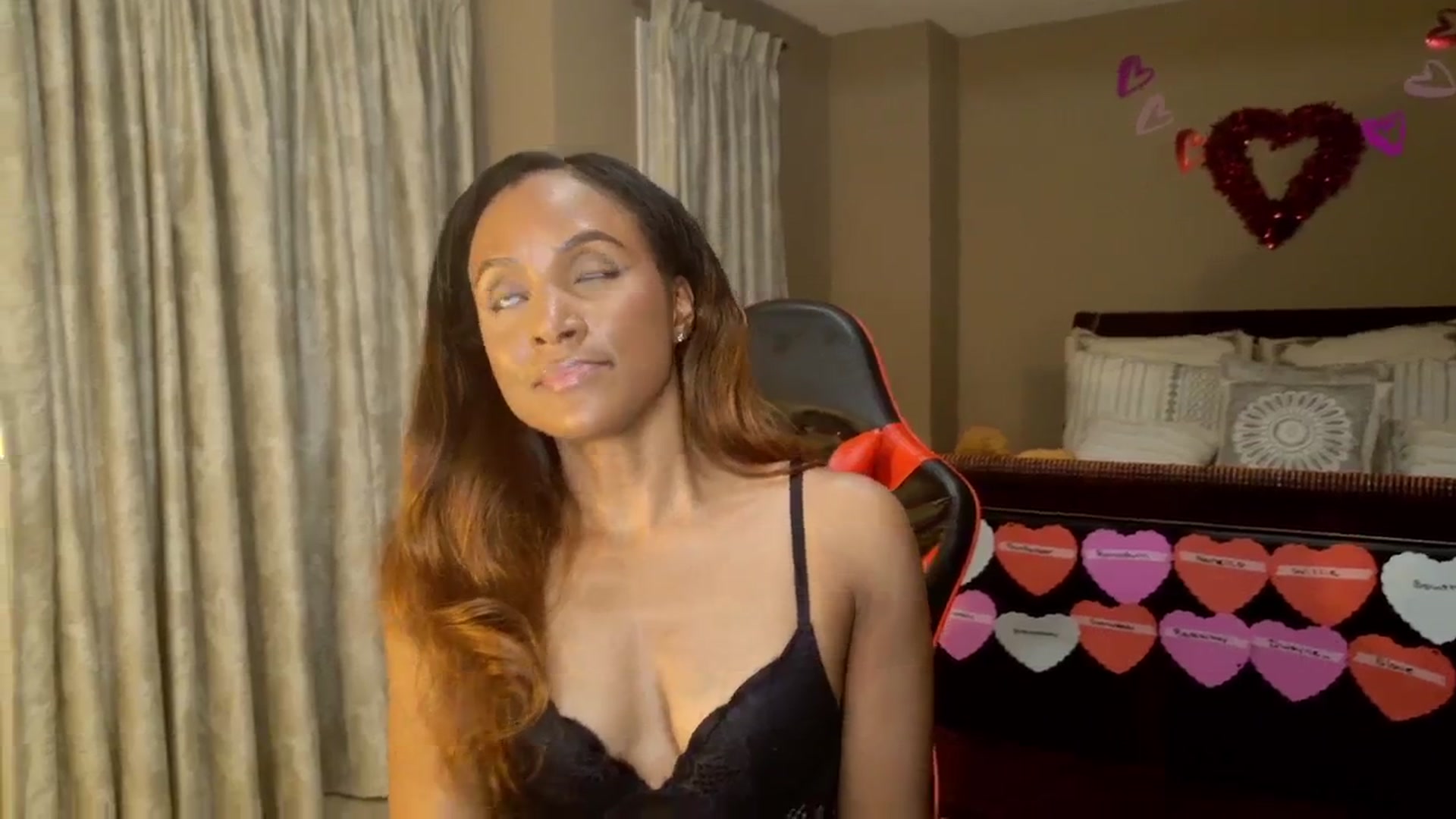 Gallery image thumbnail from Ms_WetNWild's myfreecams stream on, 02/19/2026, 02:49 image 7 of 20