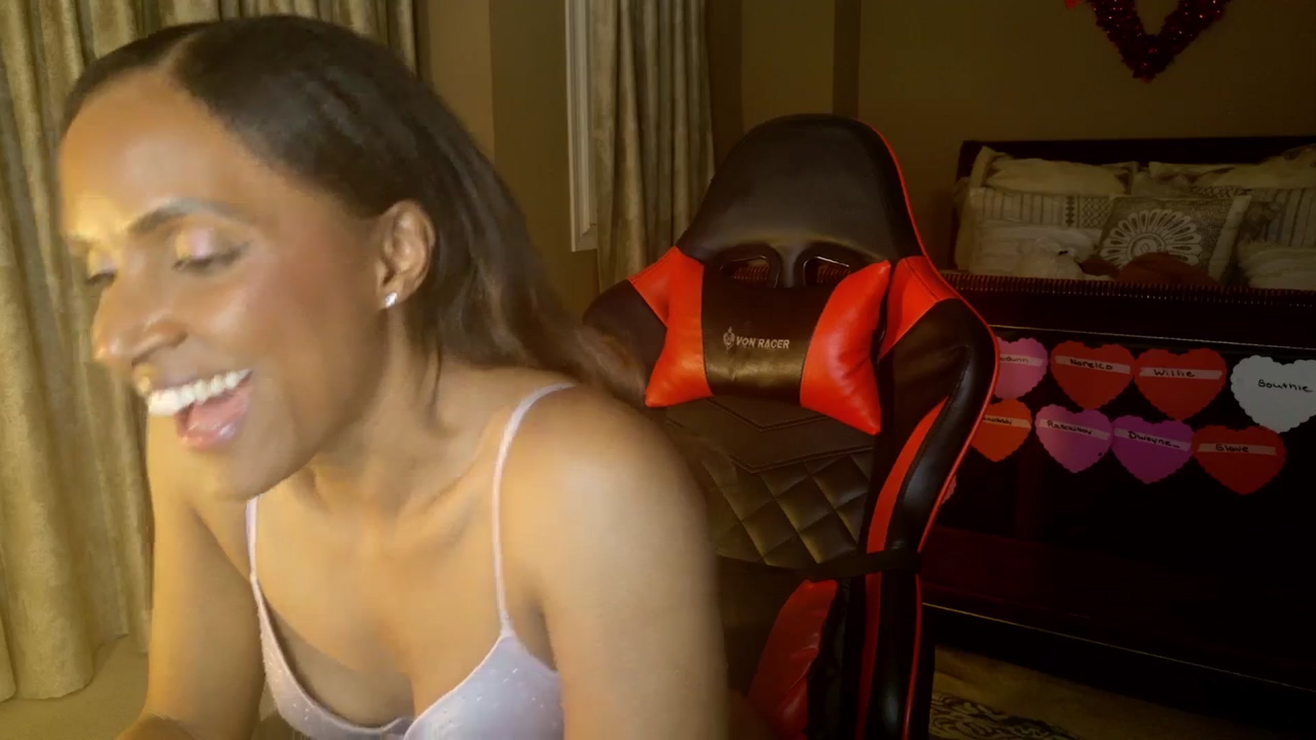 Gallery image thumbnail from Ms_WetNWild's myfreecams stream on, 02/27/2026, 05:34 image 14 of 20