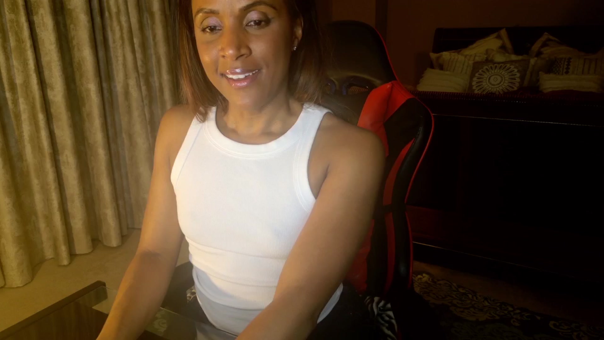 Gallery image thumbnail from Ms_WetNWild's myfreecams stream on, 03/01/2026, 08:57 image 11 of 20