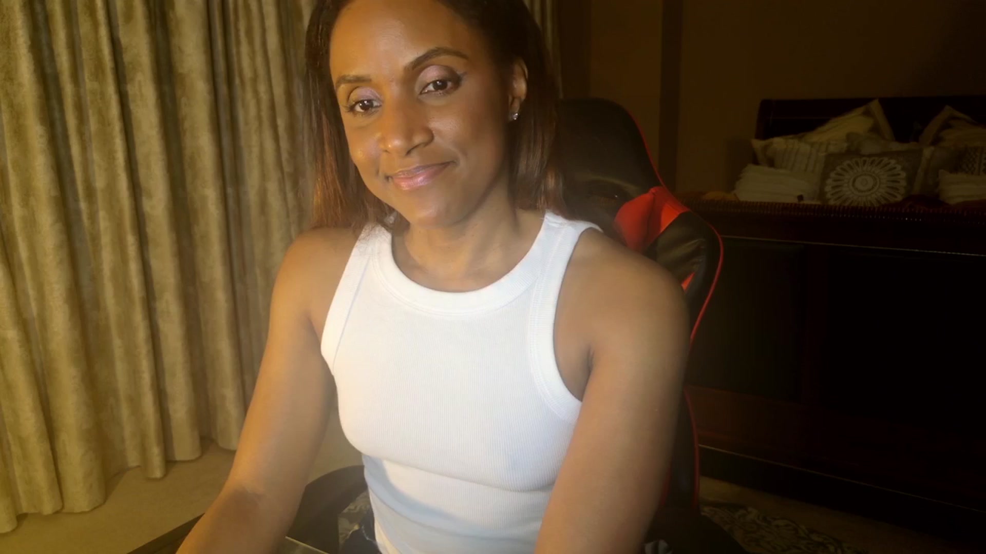 Gallery image thumbnail from Ms_WetNWild's myfreecams stream on, 03/01/2026, 10:46 image 16 of 20