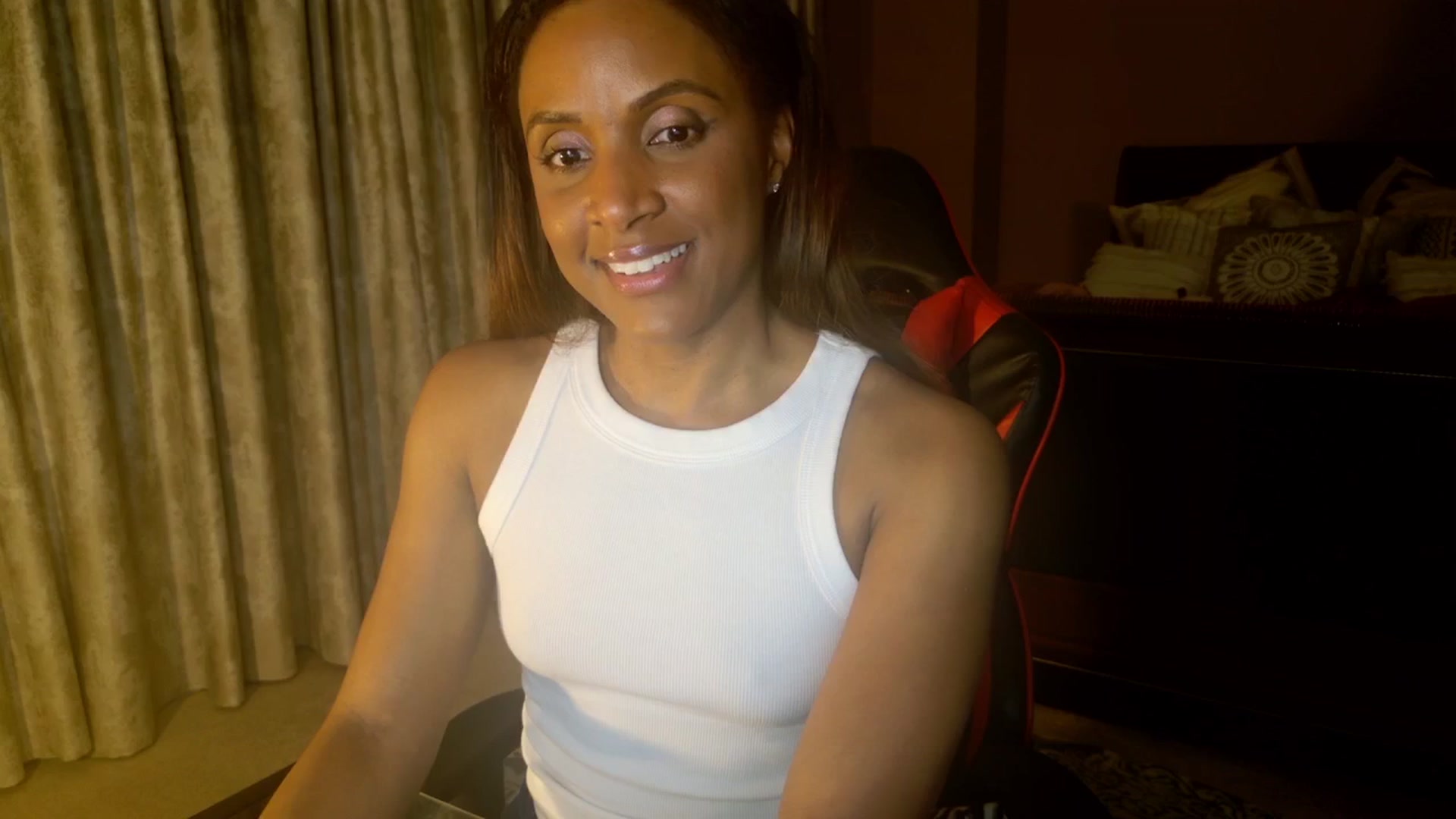 Gallery image thumbnail from Ms_WetNWild's myfreecams stream on, 03/01/2026, 10:46 image 12 of 20