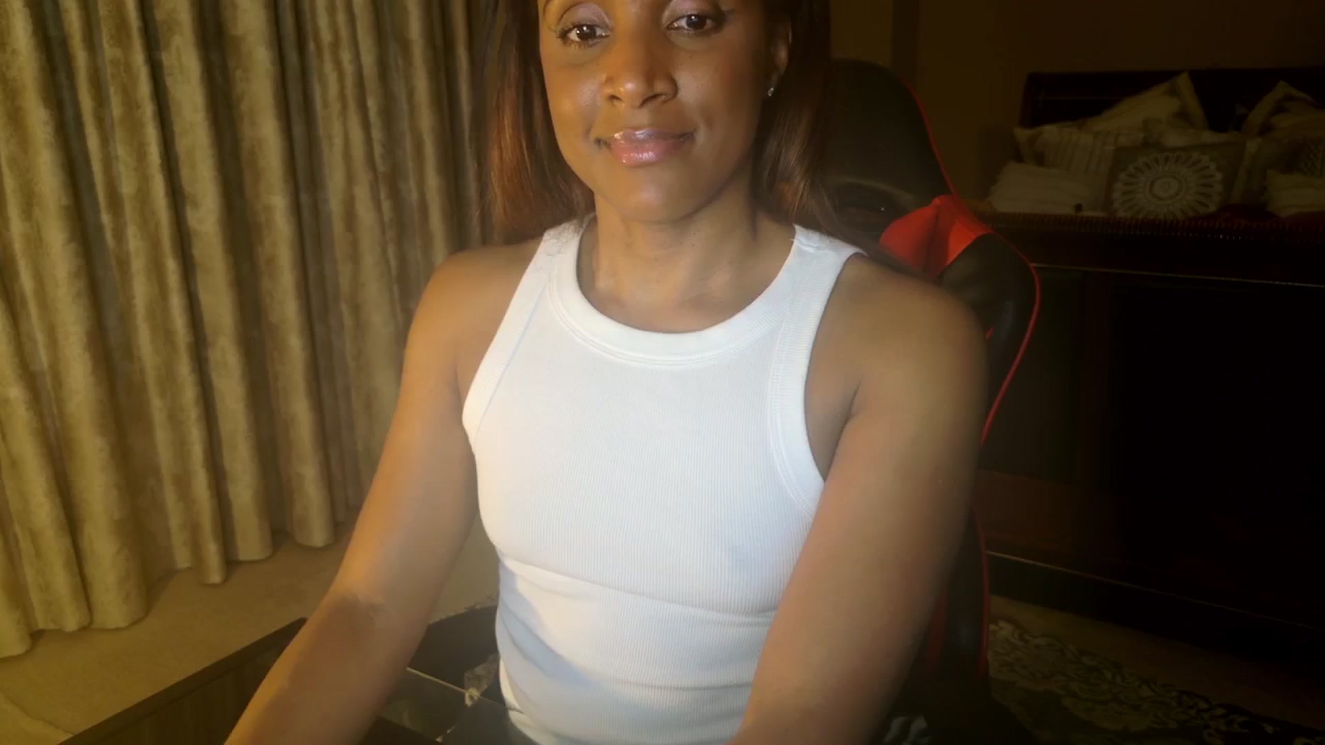 Gallery image thumbnail from Ms_WetNWild's myfreecams stream on, 03/01/2026, 10:46 image 6 of 20