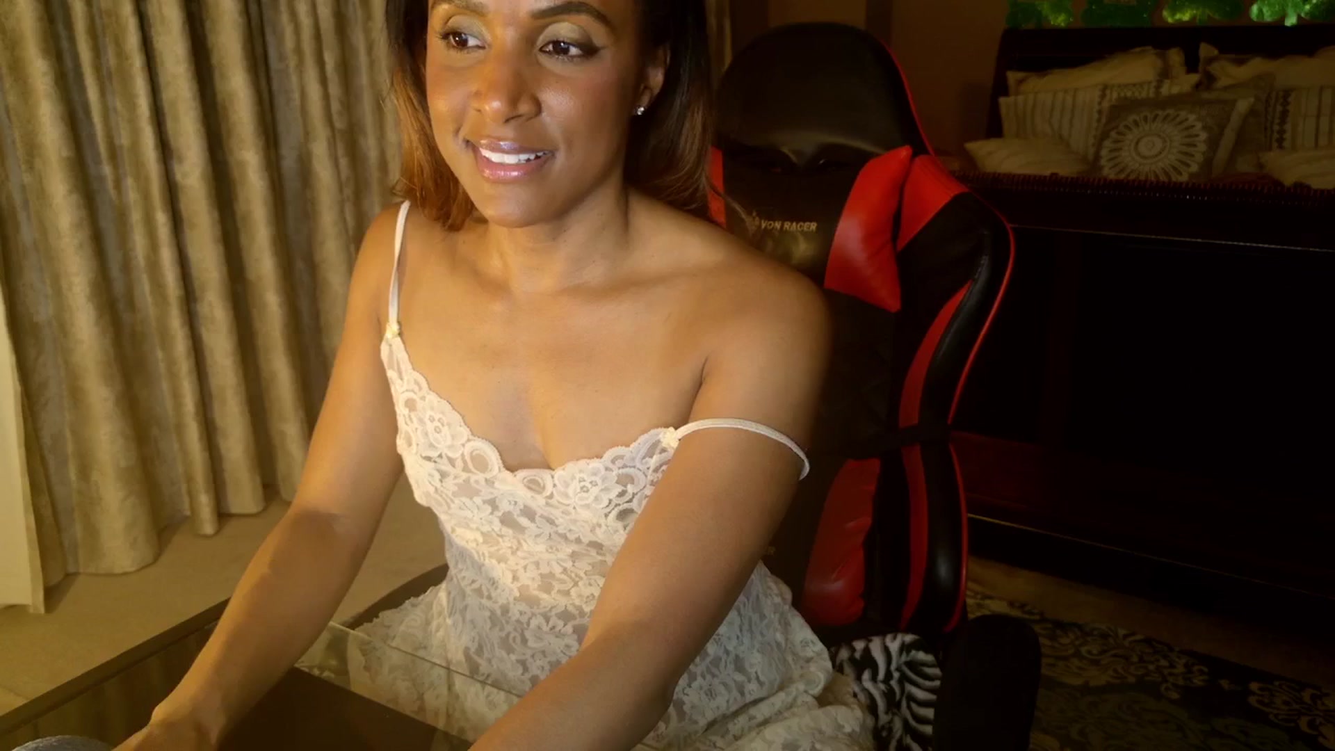 Gallery image thumbnail from Ms_WetNWild's myfreecams stream on, 03/03/2026, 06:17 image 16 of 20