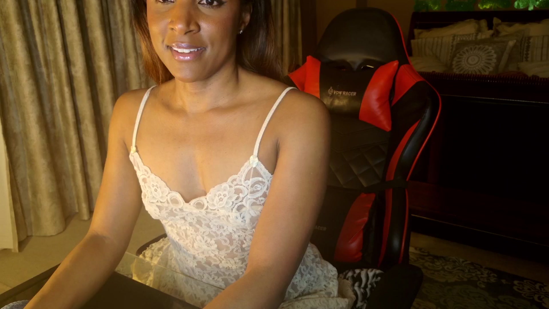 Gallery image thumbnail from Ms_WetNWild's myfreecams stream on, 03/03/2026, 06:17 image 3 of 20