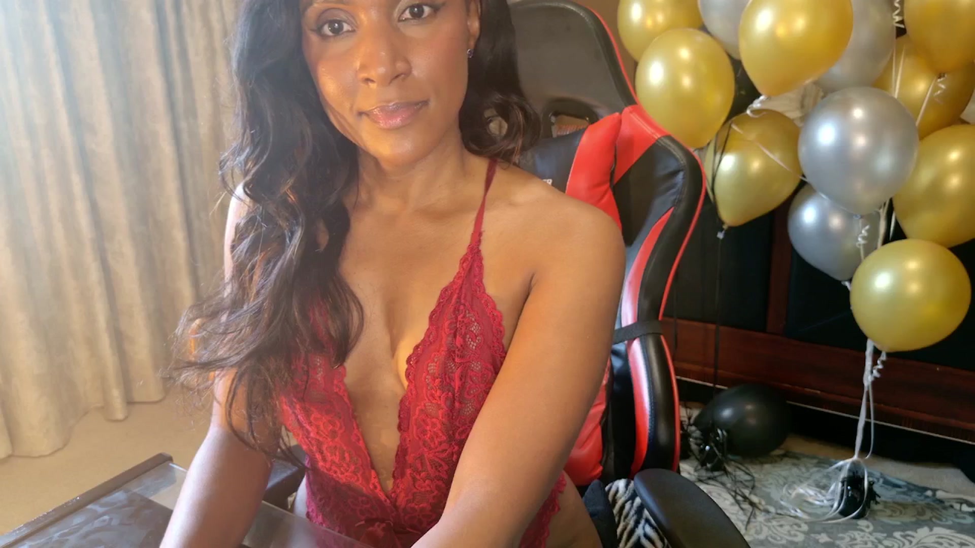 Gallery image thumbnail from Ms_WetNWild's myfreecams stream on, 05/01/2026, 14:40 image 15 of 20