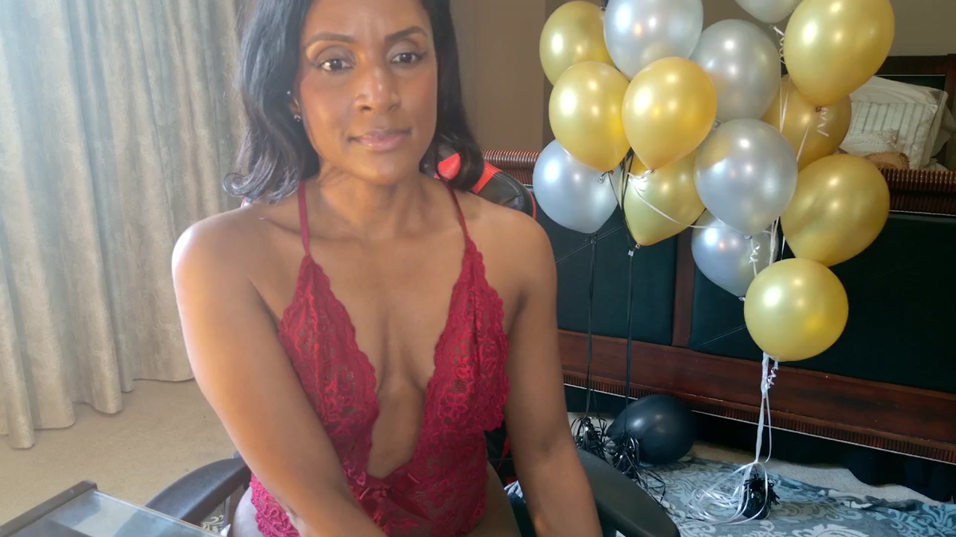 Gallery image thumbnail from Ms_WetNWild's myfreecams stream on, 05/01/2026, 17:24 image 10 of 20