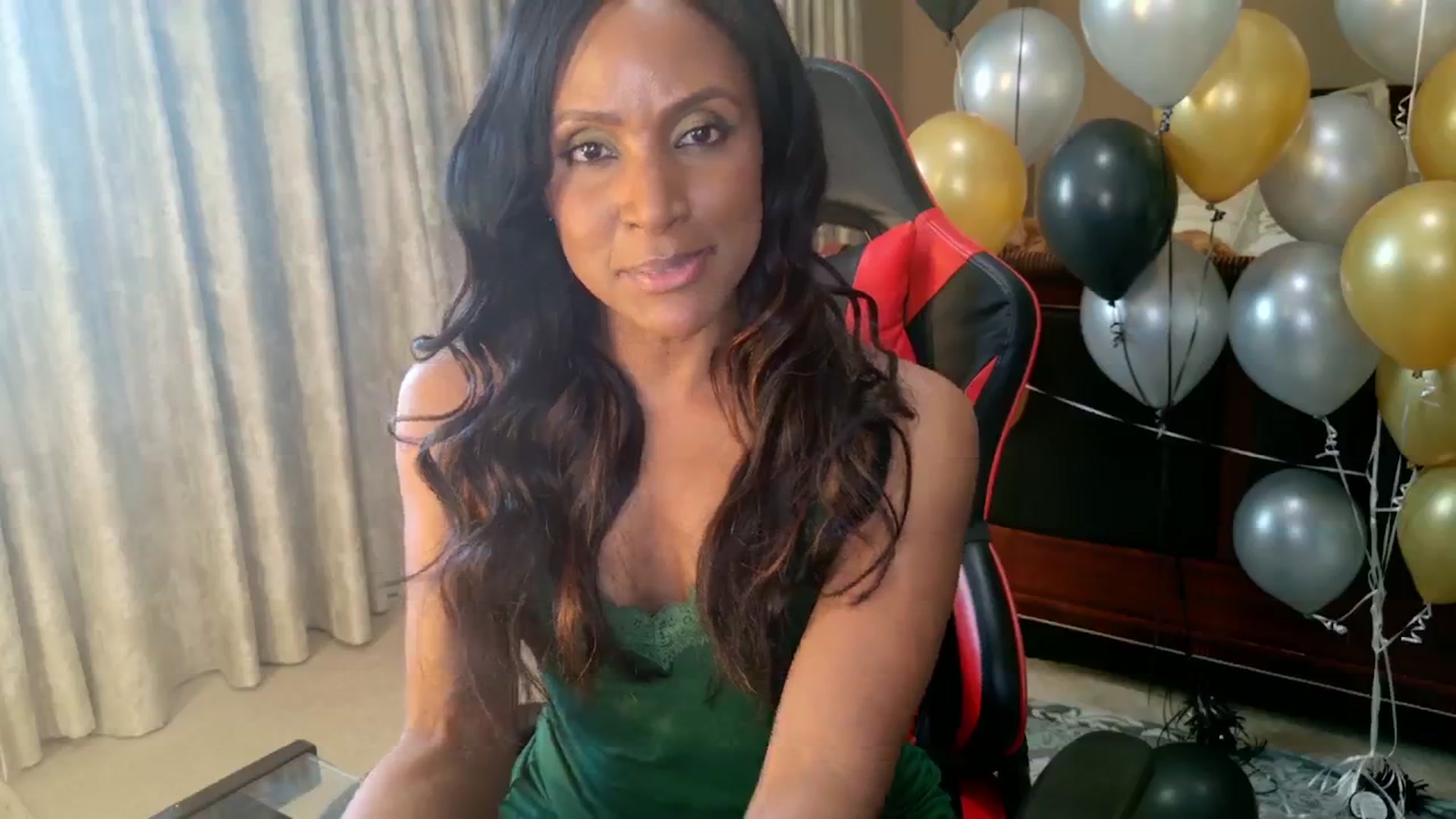 Gallery image thumbnail from Ms_WetNWild's myfreecams stream on, 05/03/2026, 24:05 image 18 of 20