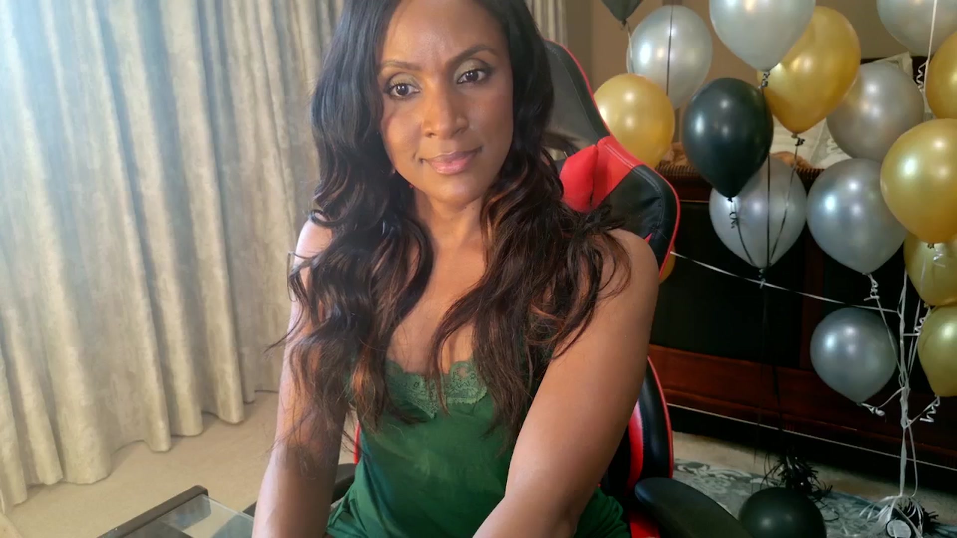 Gallery image thumbnail from Ms_WetNWild's myfreecams stream on, 05/03/2026, 24:05 image 17 of 20