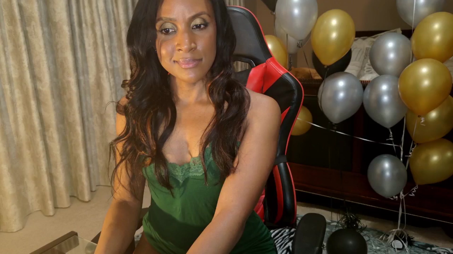 Gallery image thumbnail from Ms_WetNWild's myfreecams stream on, 05/03/2026, 03:51 image 4 of 20