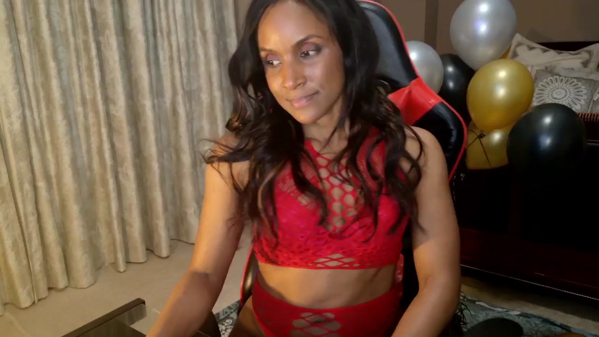 Gallery image thumbnail from Ms_WetNWild's myfreecams stream on, 05/04/2026, 04:48 image 16 of 20