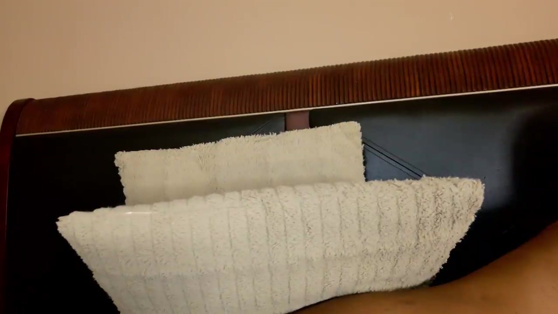Gallery image thumbnail from Ms_WetNWild's myfreecams stream on, 05/10/2026, 06:17 image 10 of 20