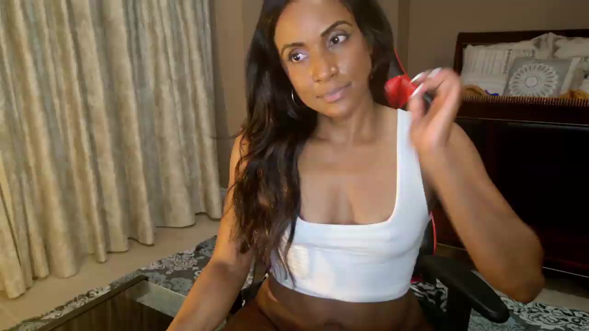 Gallery image thumbnail from Ms_WetNWild's myfreecams stream on, 05/17/2026, 02:23 image 20 of 20