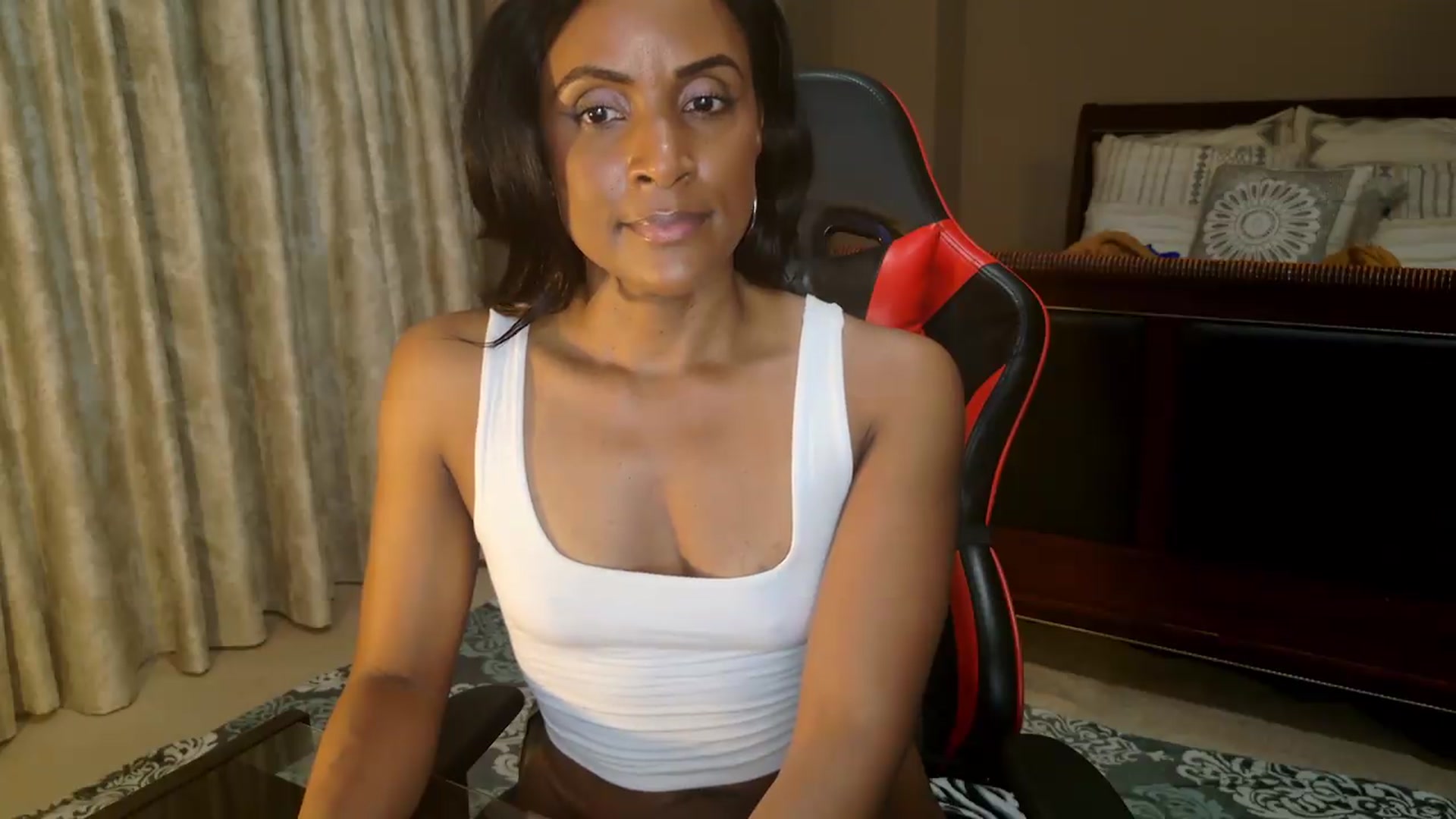 Gallery image thumbnail from Ms_WetNWild's myfreecams stream on, 05/17/2026, 03:54 image 13 of 20