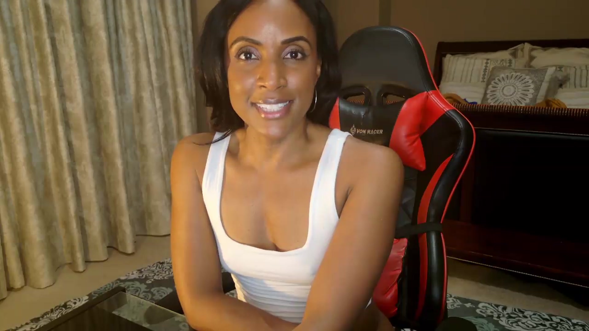 Gallery image thumbnail from Ms_WetNWild's myfreecams stream on, 05/17/2026, 03:54 image 5 of 20