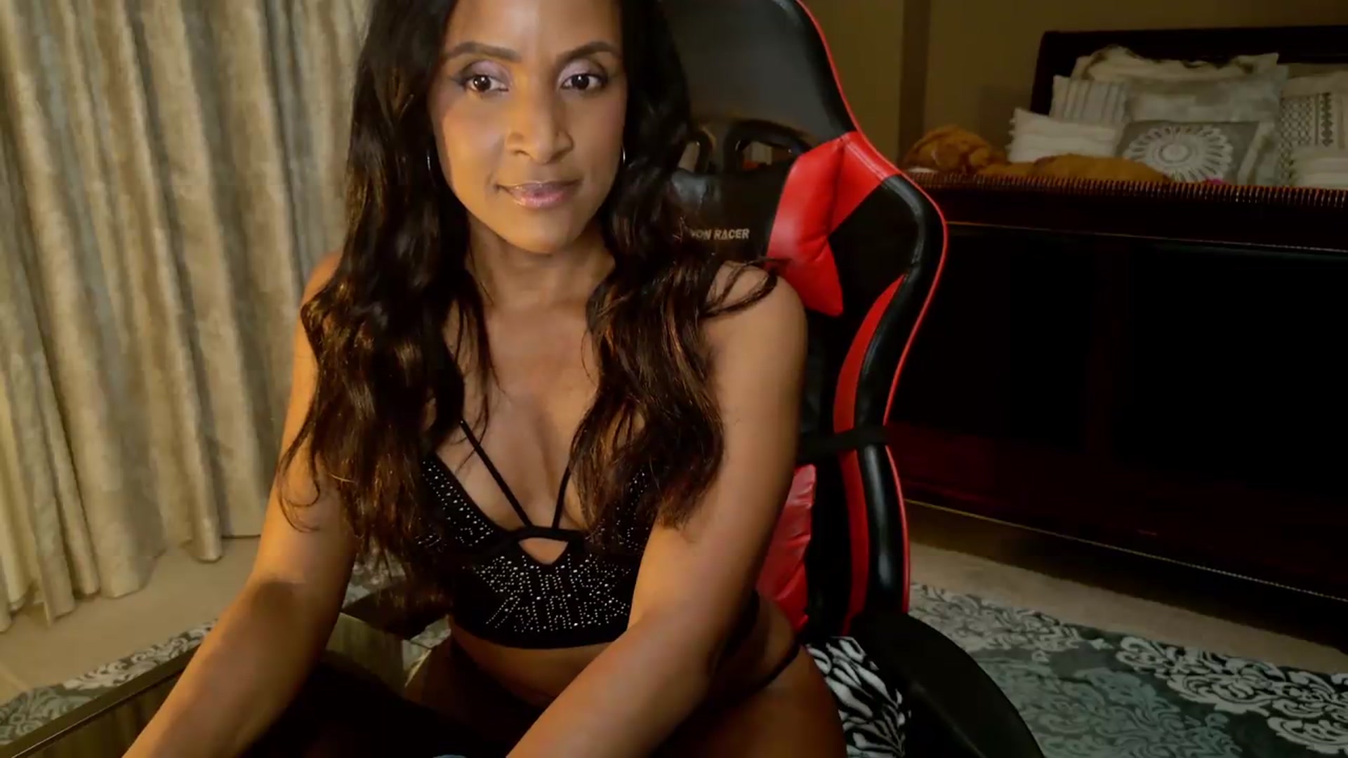 Gallery image thumbnail from Ms_WetNWild's myfreecams stream on, 05/21/2026, 04:10 image 12 of 20