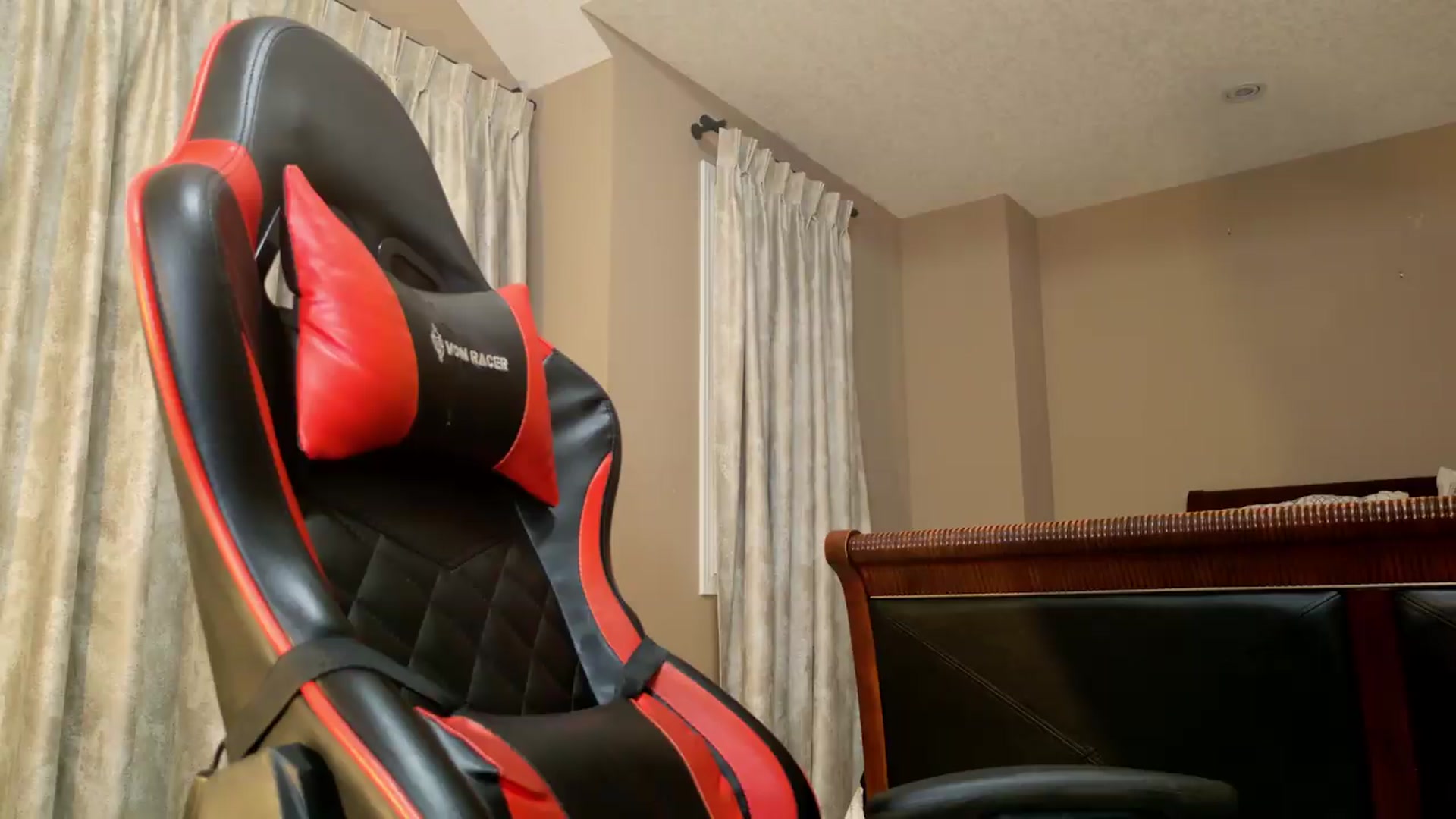 Gallery image thumbnail from Ms_WetNWild's myfreecams stream on, 05/22/2026, 04:27 image 13 of 20