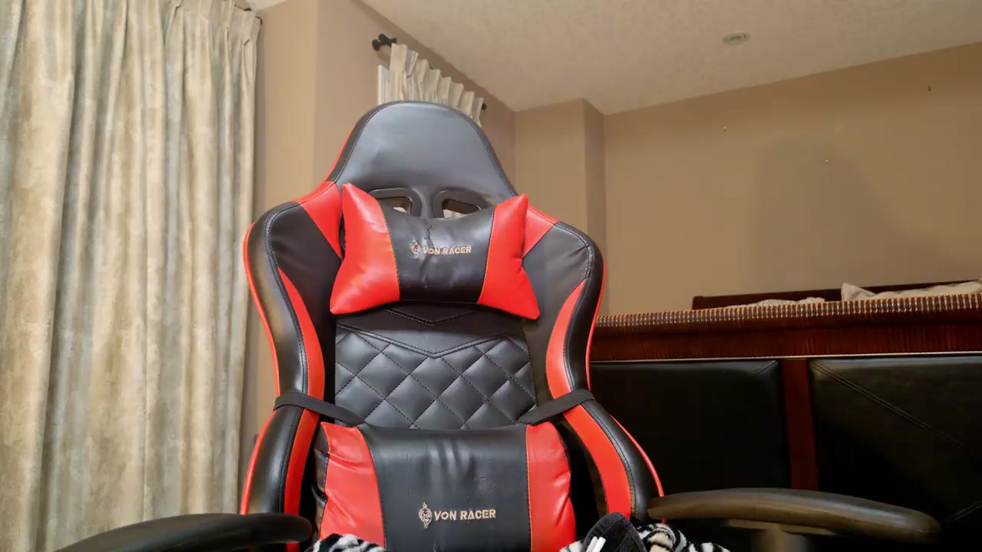 Gallery image thumbnail from Ms_WetNWild's myfreecams stream on, 05/22/2026, 04:27 image 7 of 20