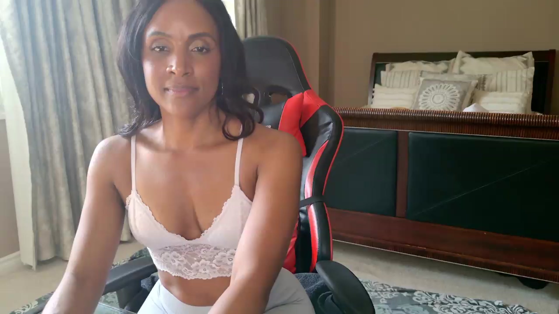 Gallery image thumbnail from Ms_WetNWild's myfreecams stream on, 05/22/2026, 21:20 image 14 of 20