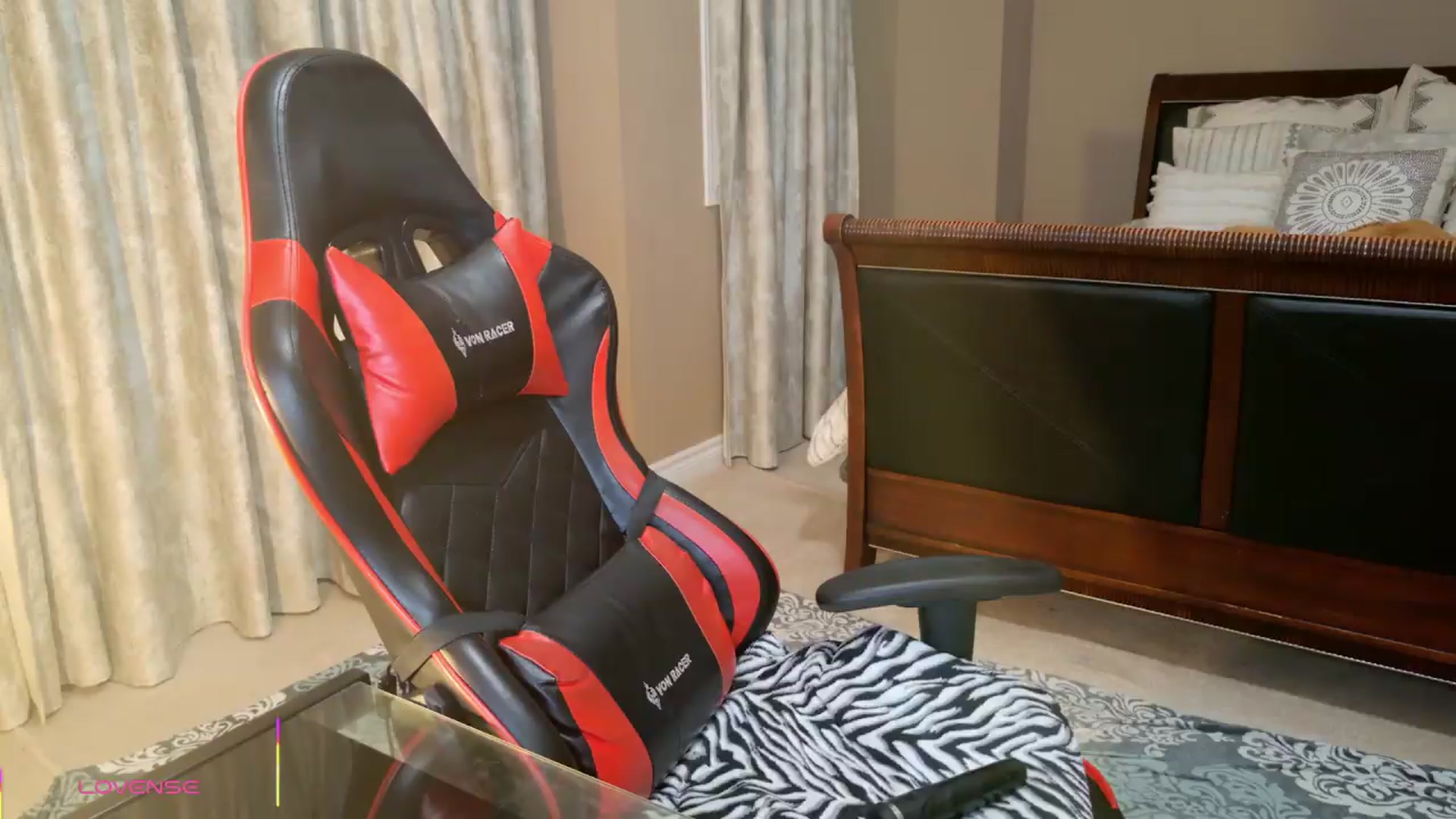Gallery image thumbnail from Ms_WetNWild's myfreecams stream on, 05/23/2026, 04:19 image 15 of 20