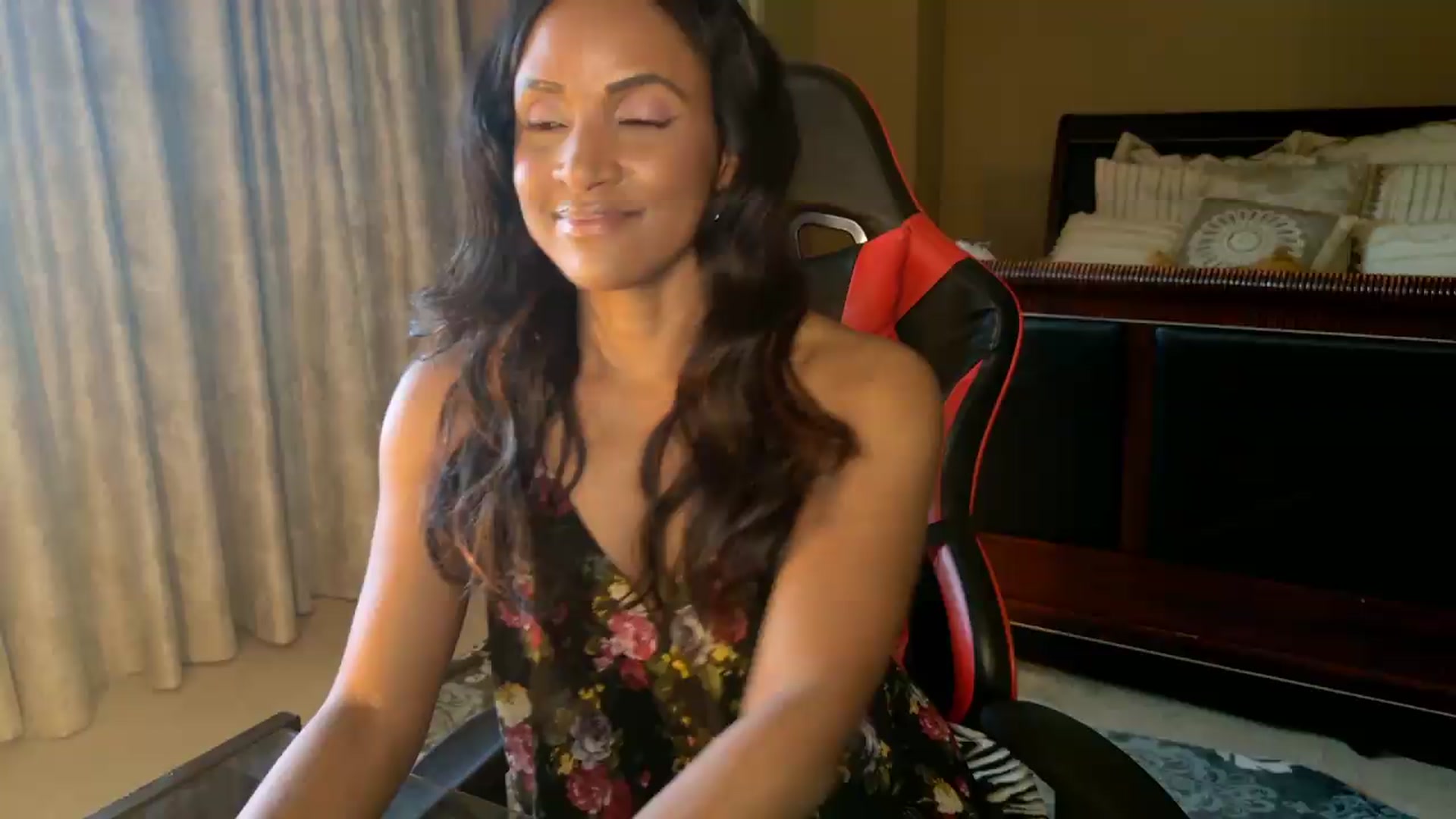 Gallery image thumbnail from Ms_WetNWild's myfreecams stream on, 05/31/2026, 16:55 image 4 of 20