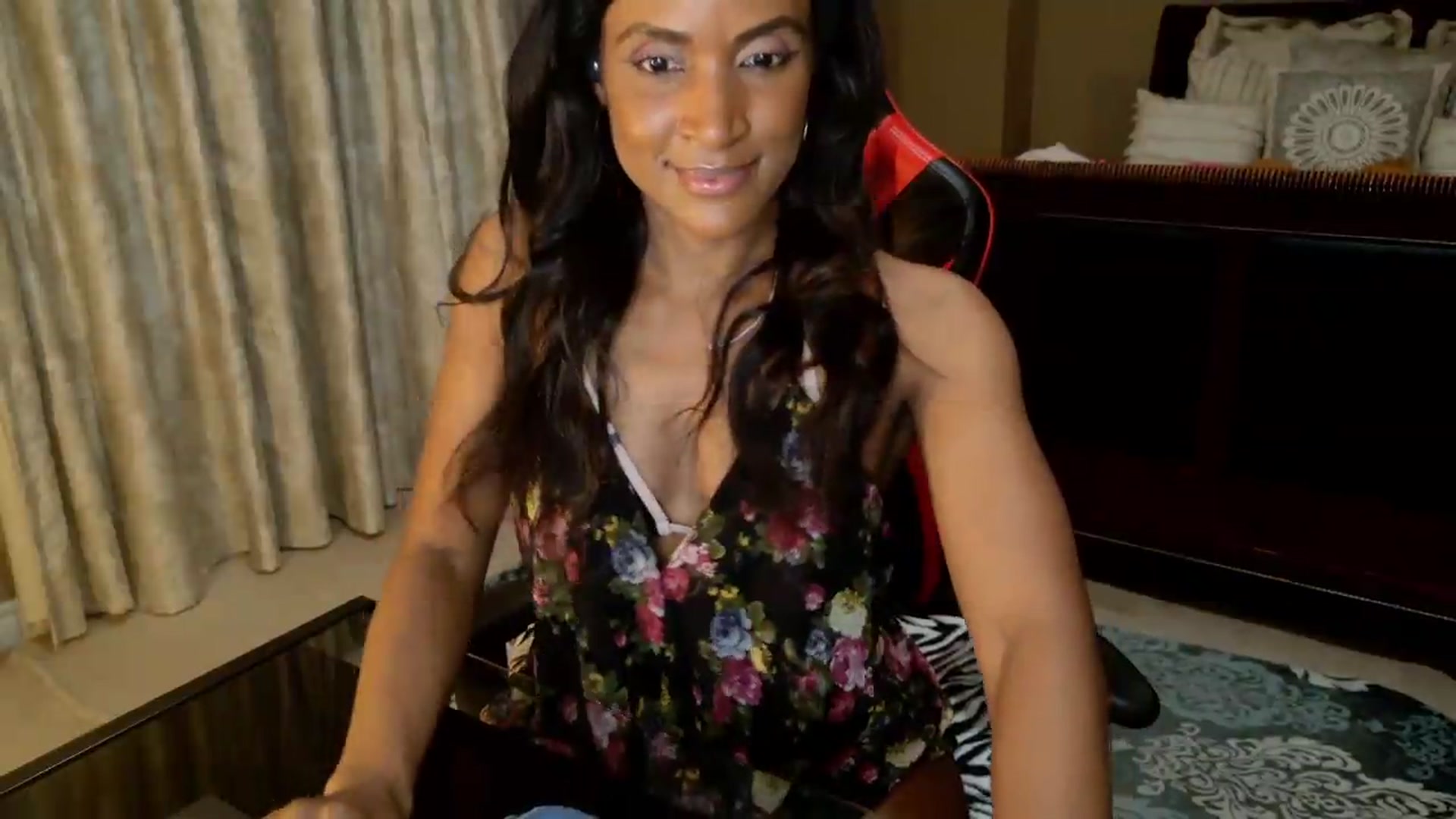Gallery image thumbnail from Ms_WetNWild's myfreecams stream on, 06/01/2026, 01:55 image 14 of 20