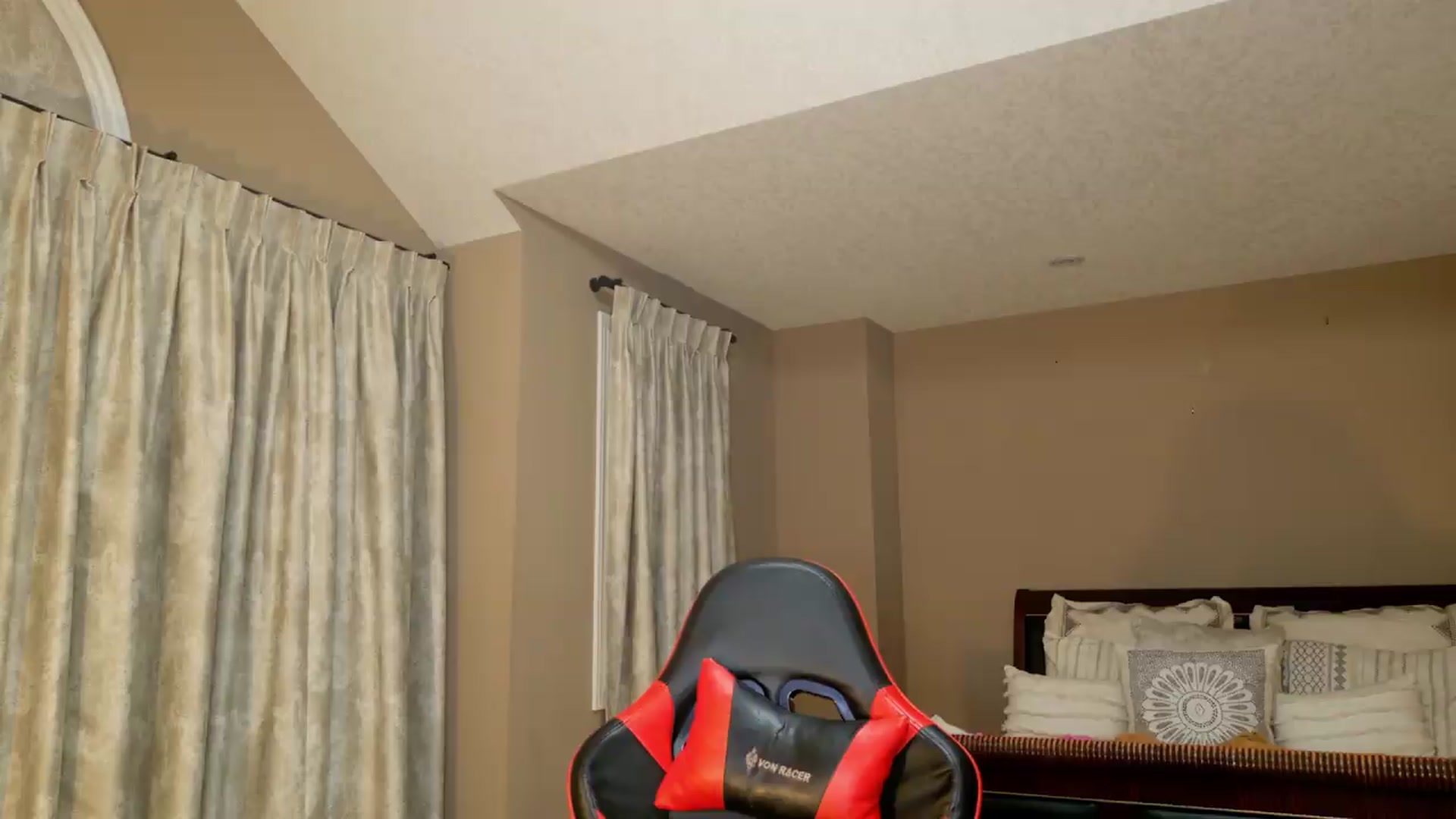 Gallery image thumbnail from Ms_WetNWild's myfreecams stream on, 06/01/2026, 05:12 image 1 of 20