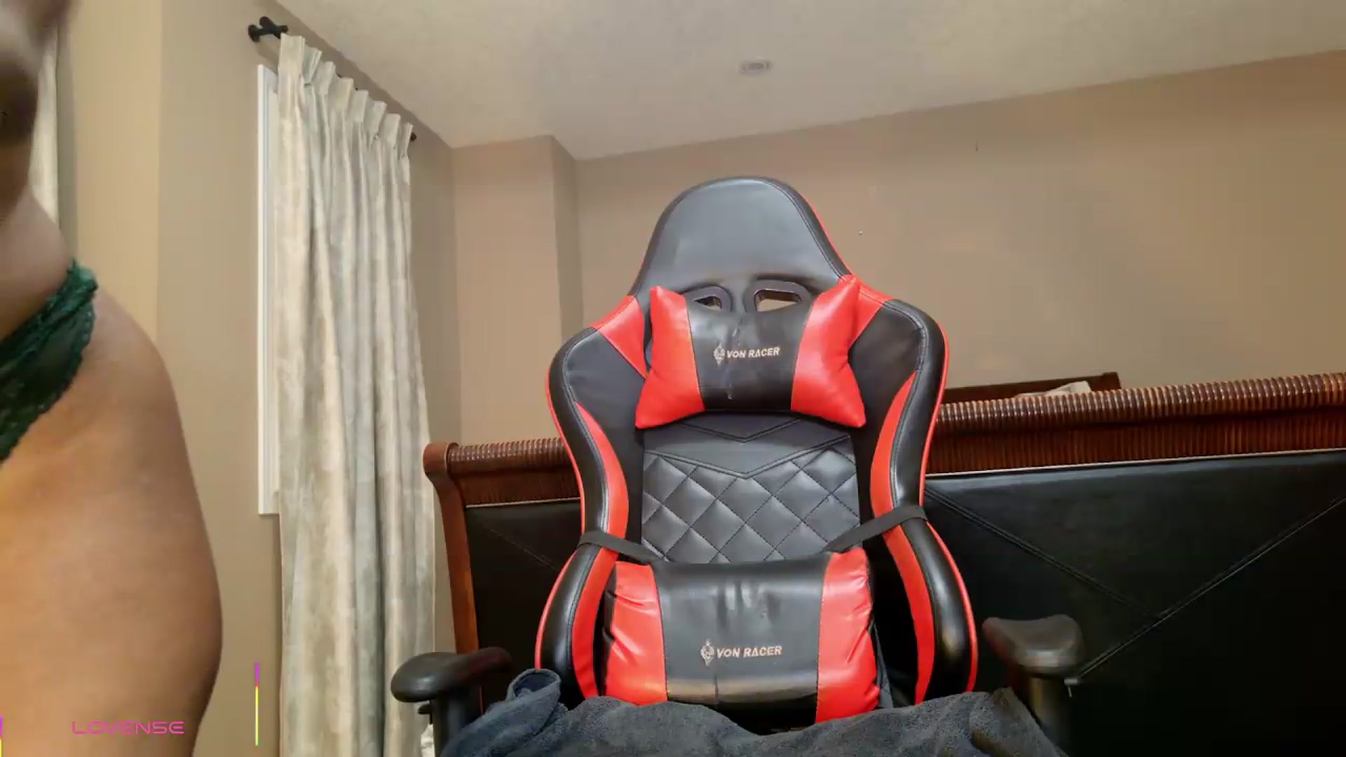 Gallery image thumbnail from Ms_WetNWild's myfreecams stream on, 06/04/2026, 03:40 image 12 of 20