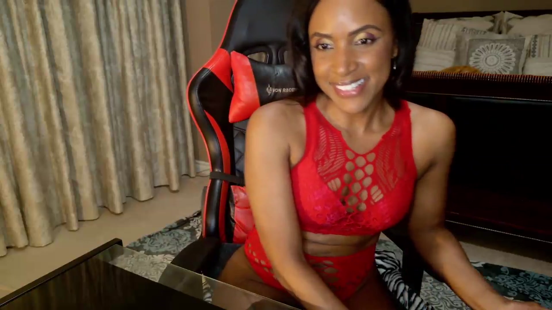 Gallery image thumbnail from Ms_WetNWild's myfreecams stream on, 06/05/2026, 05:11 image 9 of 20