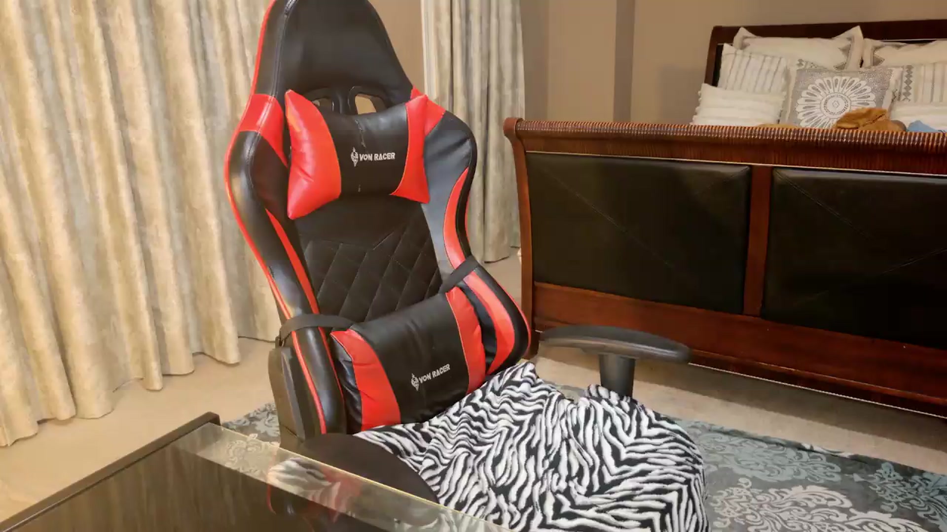 Gallery image thumbnail from Ms_WetNWild's myfreecams stream on, 06/08/2026, 01:45 image 8 of 20