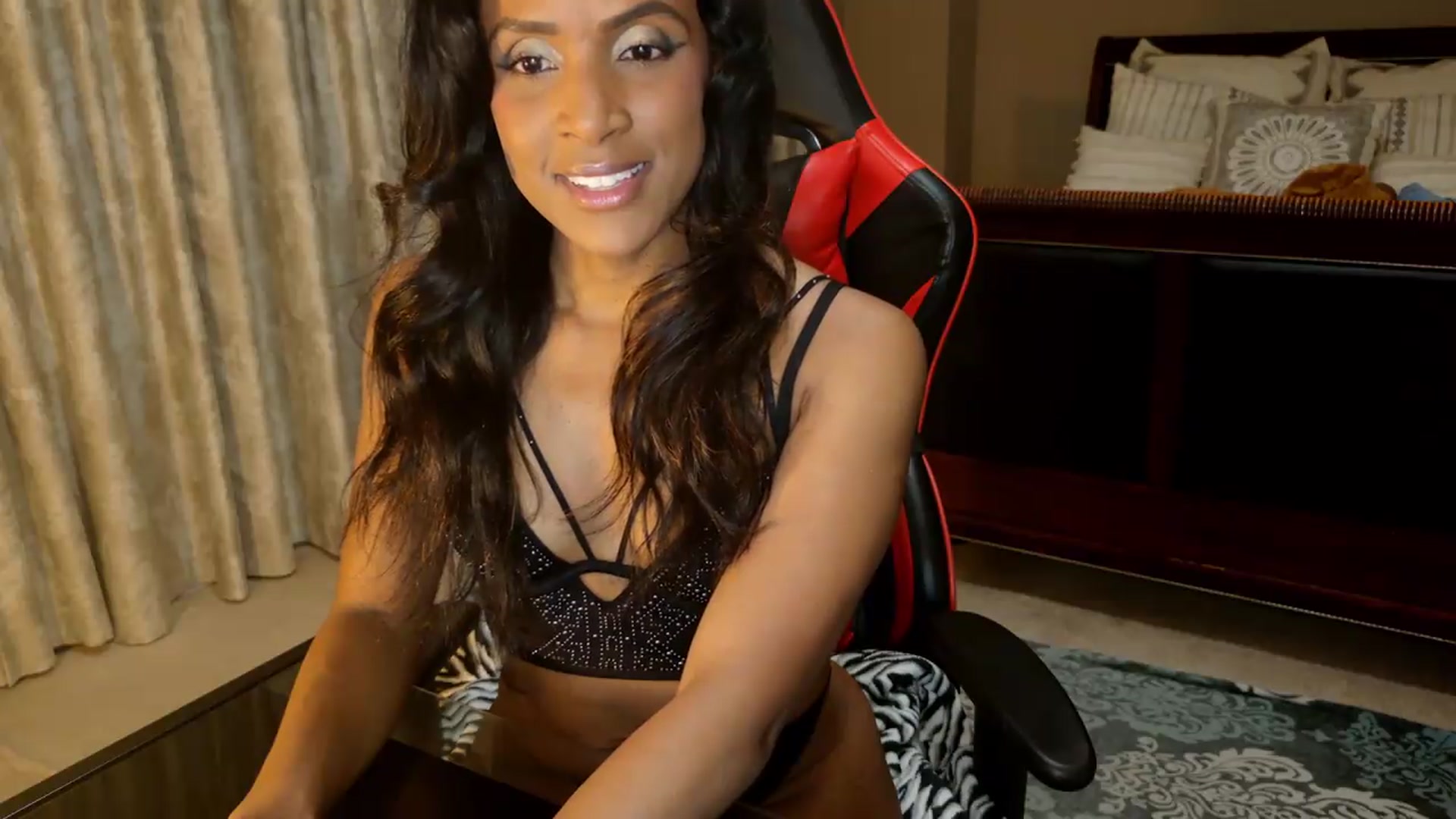Gallery image thumbnail from Ms_WetNWild's myfreecams stream on, 06/08/2026, 01:45 image 11 of 20