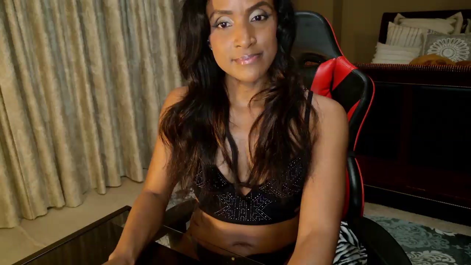 Gallery image thumbnail from Ms_WetNWild's myfreecams stream on, 06/08/2026, 04:31 image 3 of 20