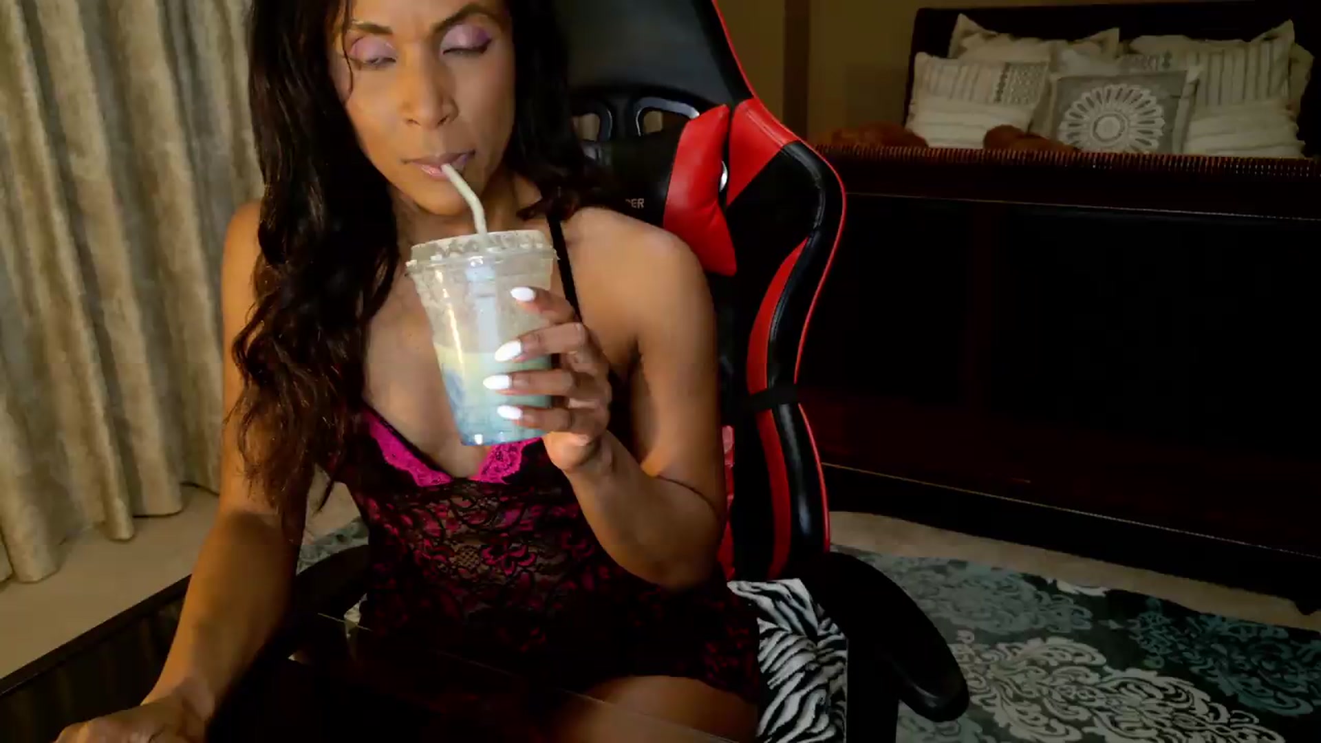 Gallery image thumbnail from Ms_WetNWild's myfreecams stream on, 06/08/2026, 22:18 image 9 of 20