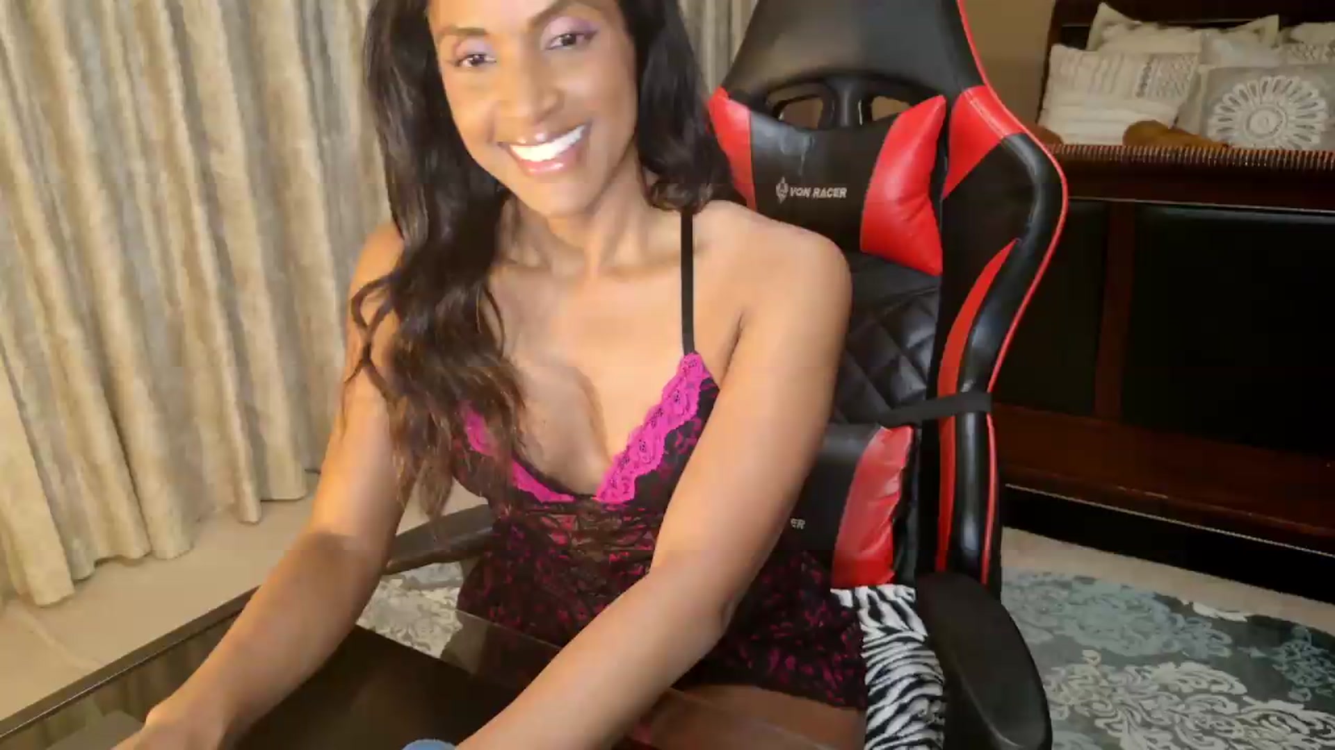 Gallery image thumbnail from Ms_WetNWild's myfreecams stream on, 06/08/2026, 22:18 image 16 of 20