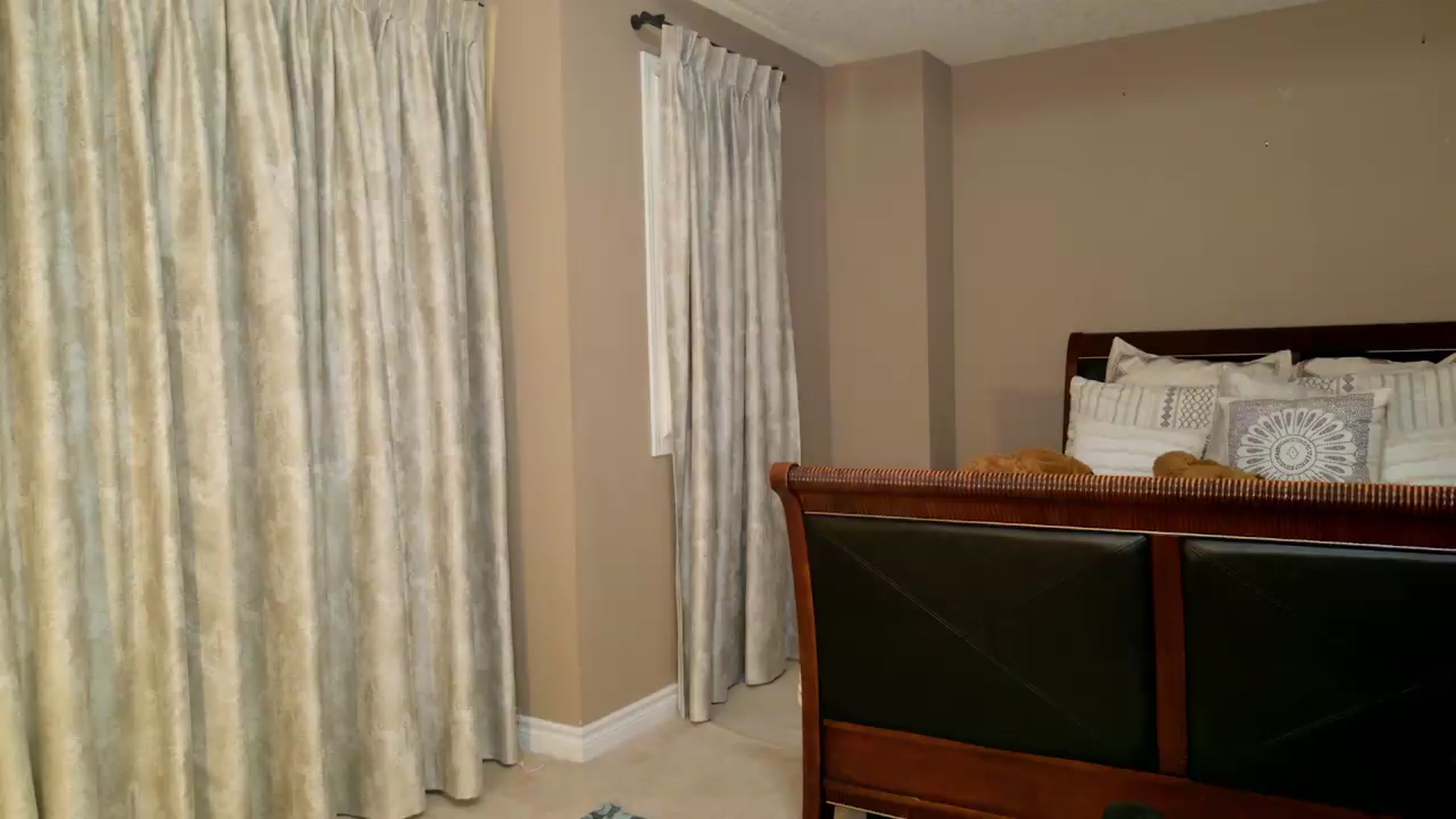 Gallery image thumbnail from Ms_WetNWild's myfreecams stream on, 06/09/2026, 01:21 image 7 of 20