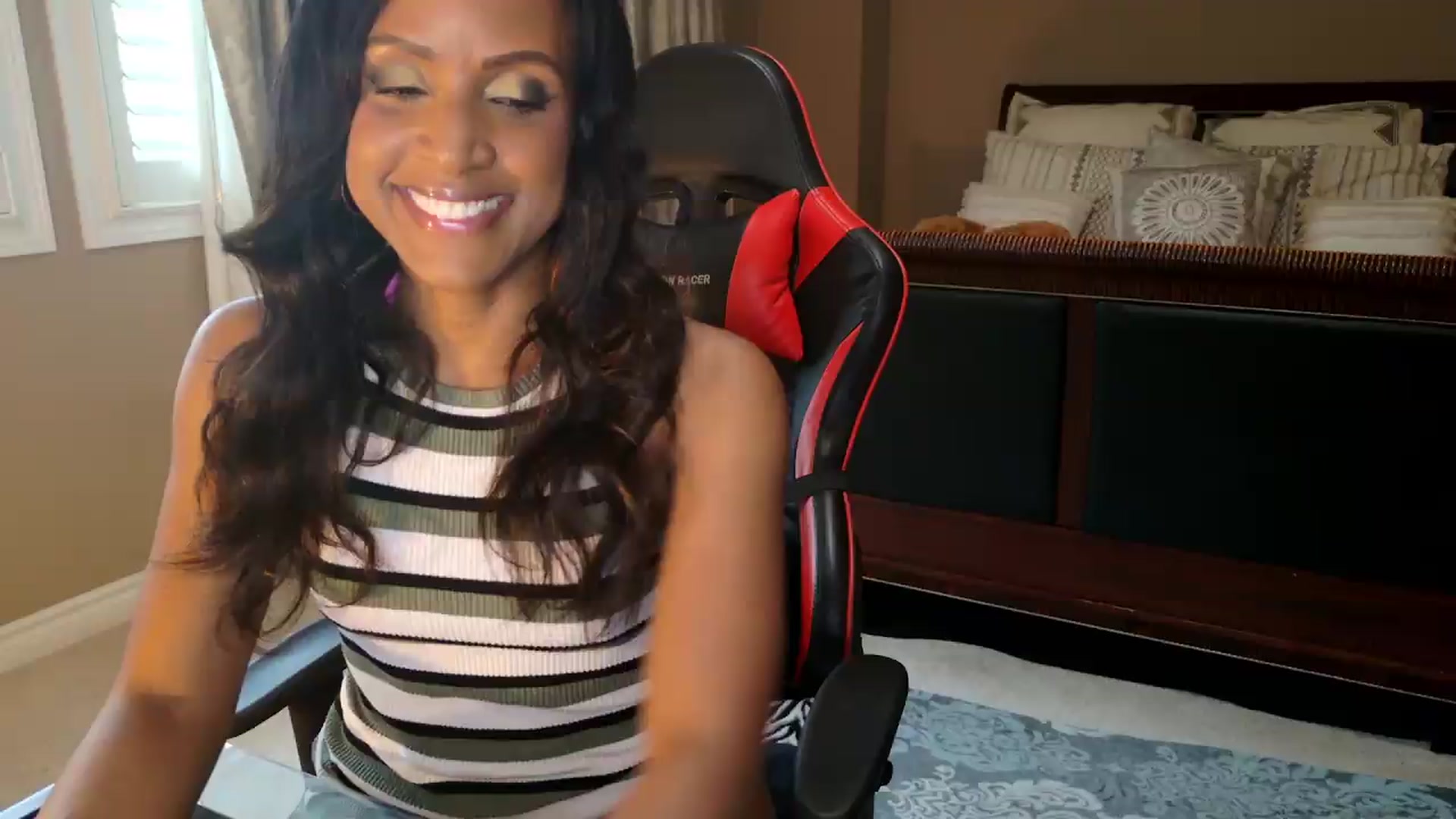 Gallery image thumbnail from Ms_WetNWild's myfreecams stream on, 06/14/2026, 21:03 image 13 of 20