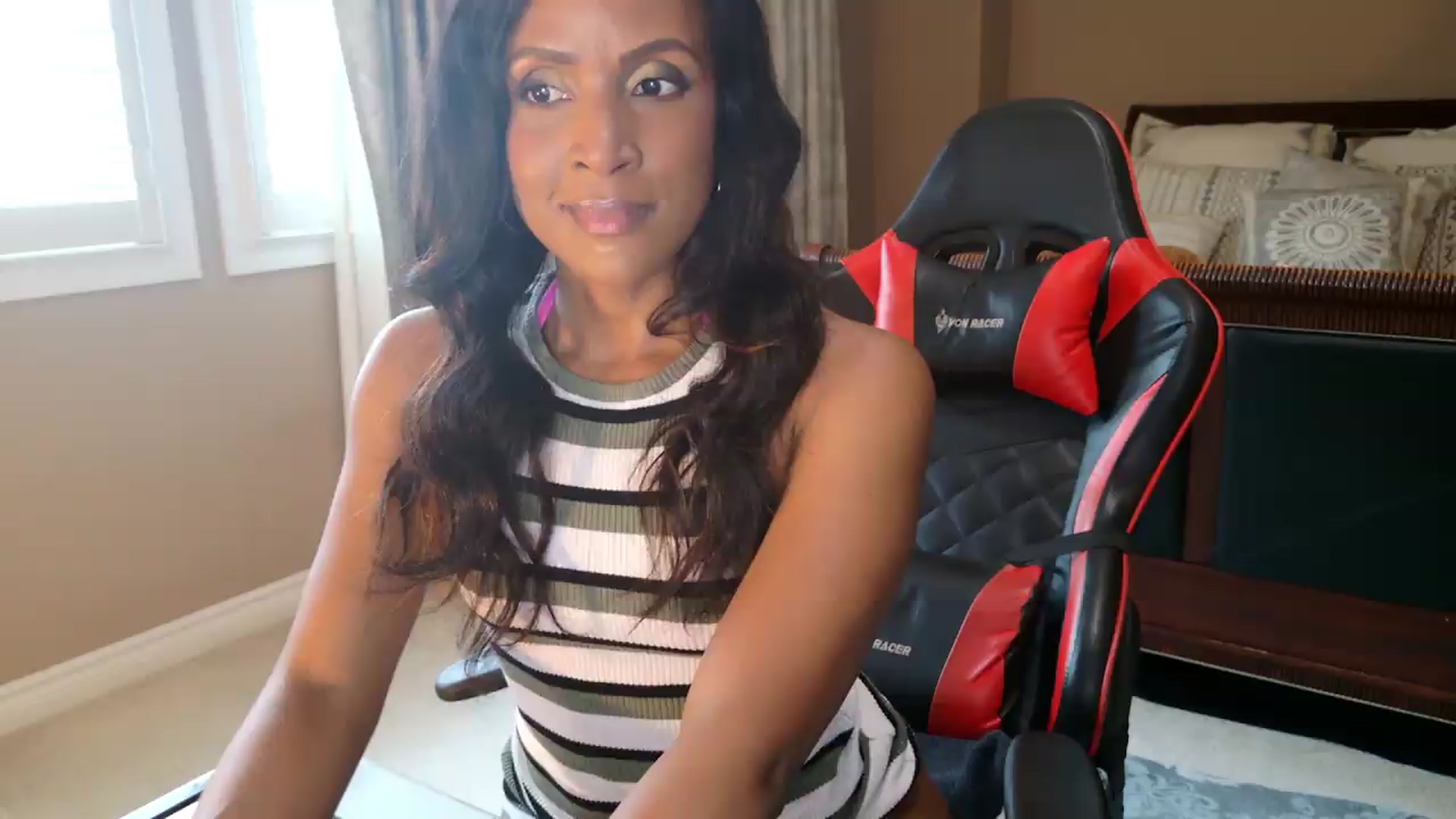 Gallery image thumbnail from Ms_WetNWild's myfreecams stream on, 06/14/2026, 22:38 image 3 of 20