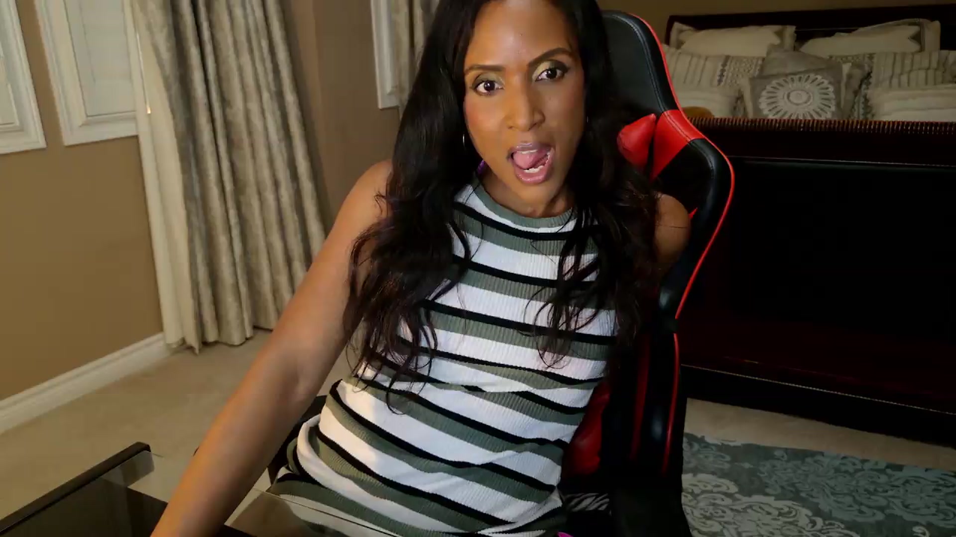 Gallery image thumbnail from Ms_WetNWild's myfreecams stream on, 06/15/2026, 02:53 image 1 of 20
