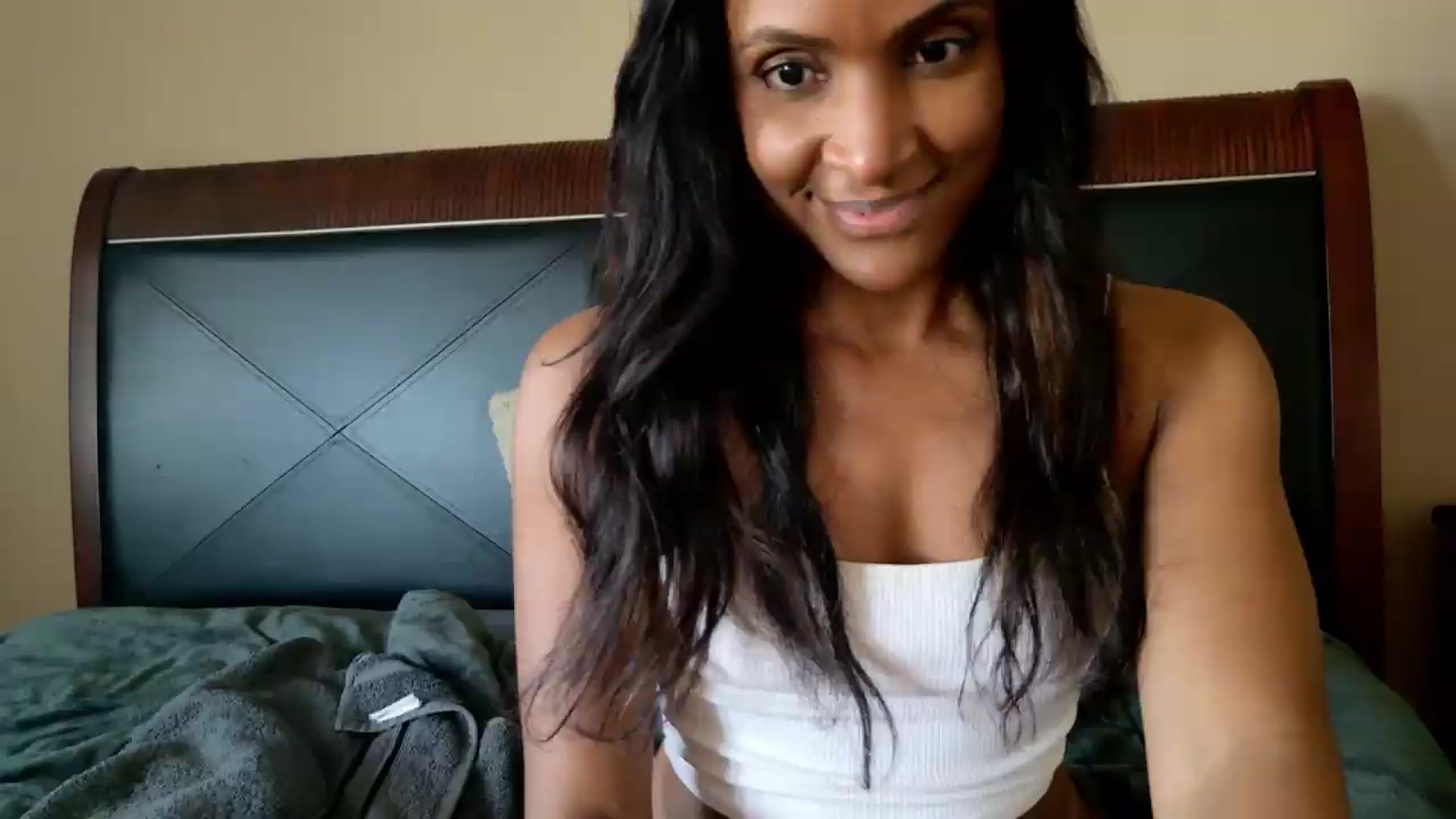 Gallery image thumbnail from Ms_WetNWild's myfreecams stream on, 06/19/2026, 15:20 image 1 of 20