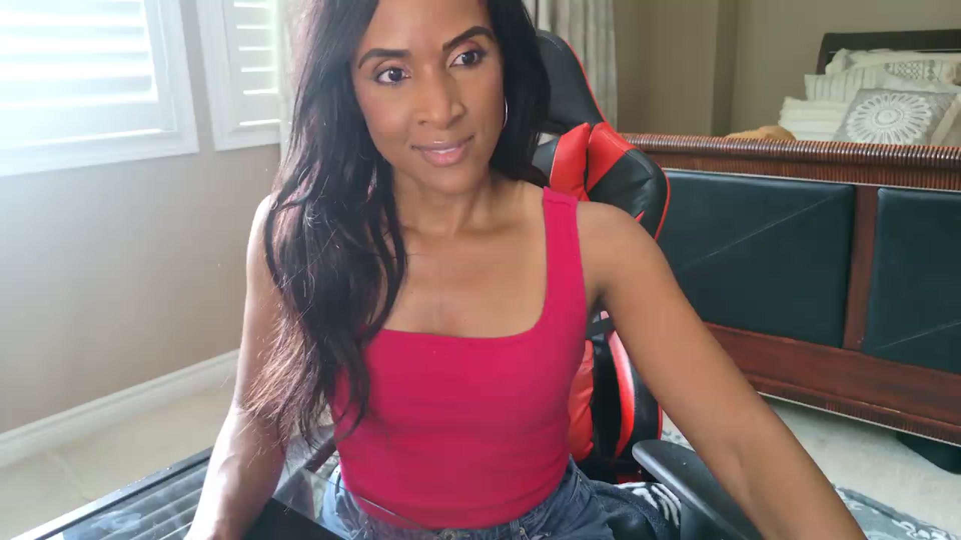 Gallery image thumbnail from Ms_WetNWild's myfreecams stream on, 06/26/2026, 19:36 image 17 of 20