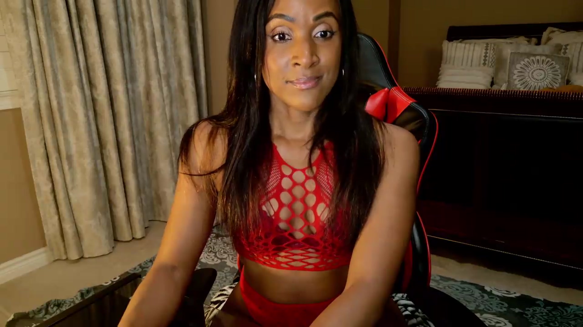 Gallery image thumbnail from Ms_WetNWild's myfreecams stream on, 07/06/2026, 02:28 image 9 of 20