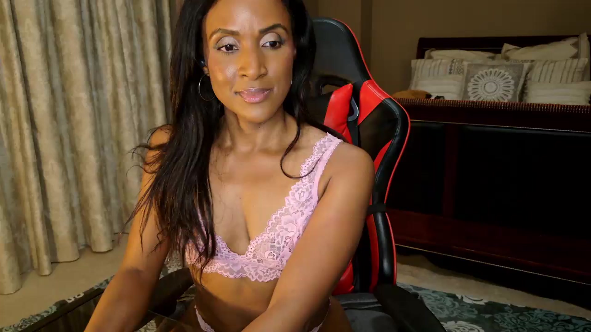 Gallery image thumbnail from Ms_WetNWild's myfreecams stream on, 07/10/2026, 06:04 image 11 of 20