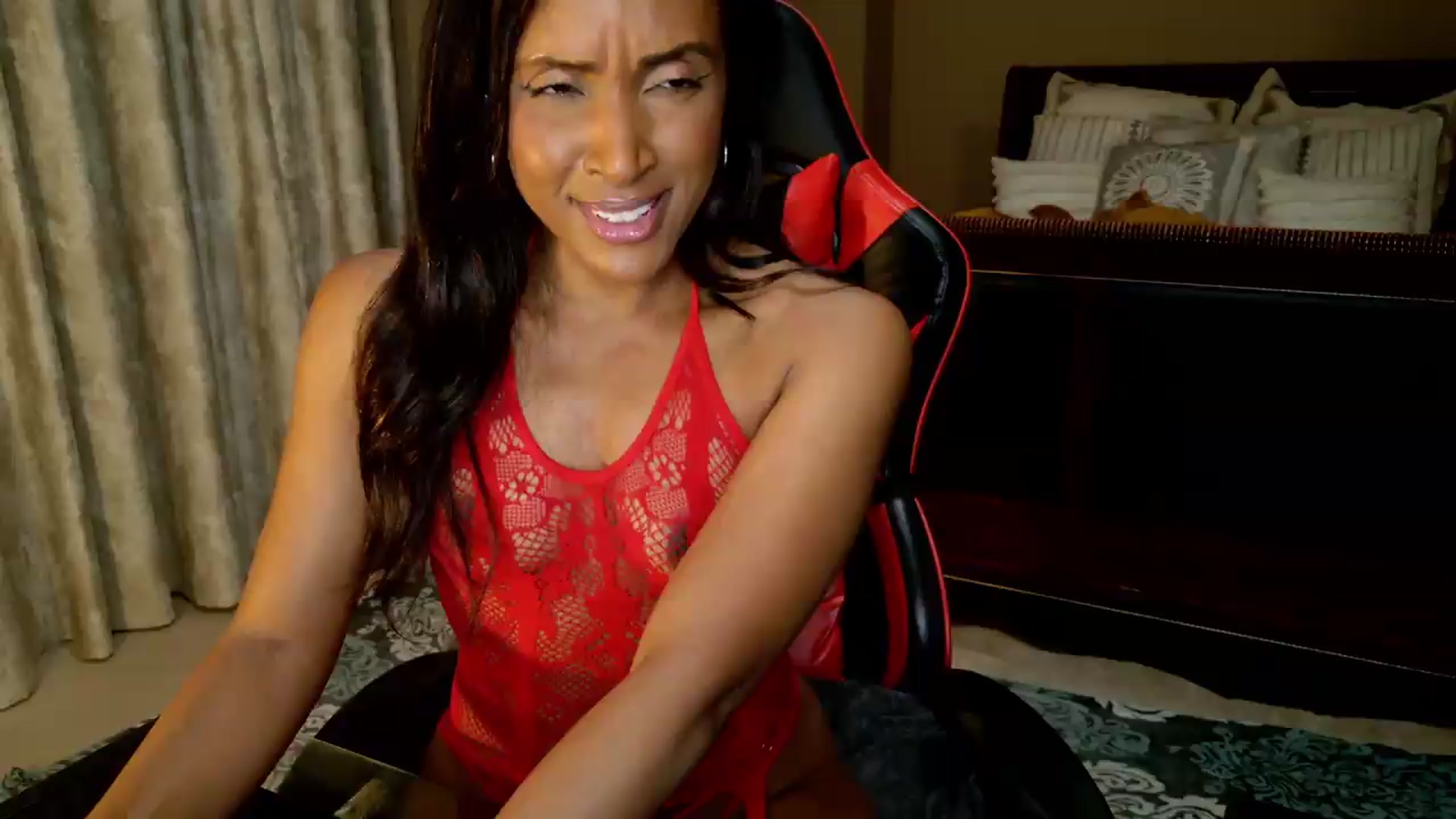Gallery image thumbnail from Ms_WetNWild's myfreecams stream on, 07/12/2026, 05:48 image 12 of 20