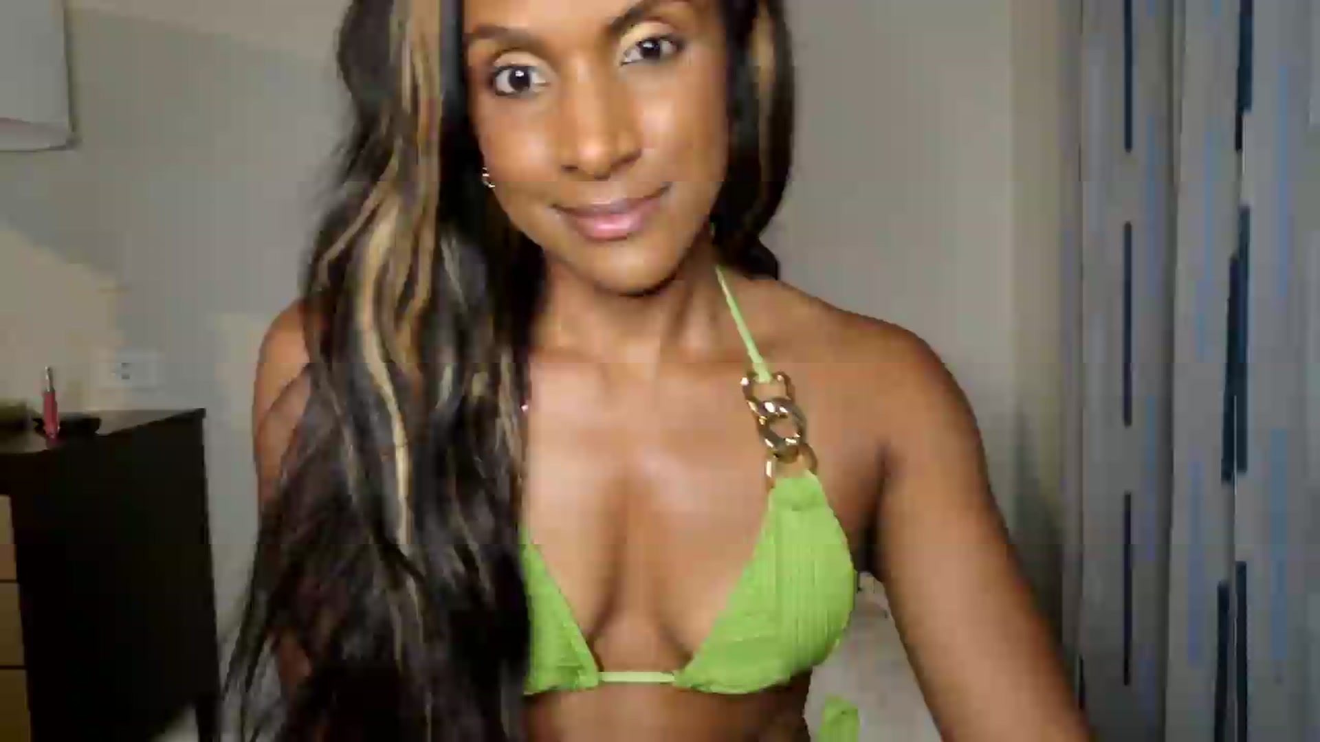 Gallery image thumbnail from Ms_WetNWild's myfreecams stream on, 07/22/2026, 04:16 image 6 of 20