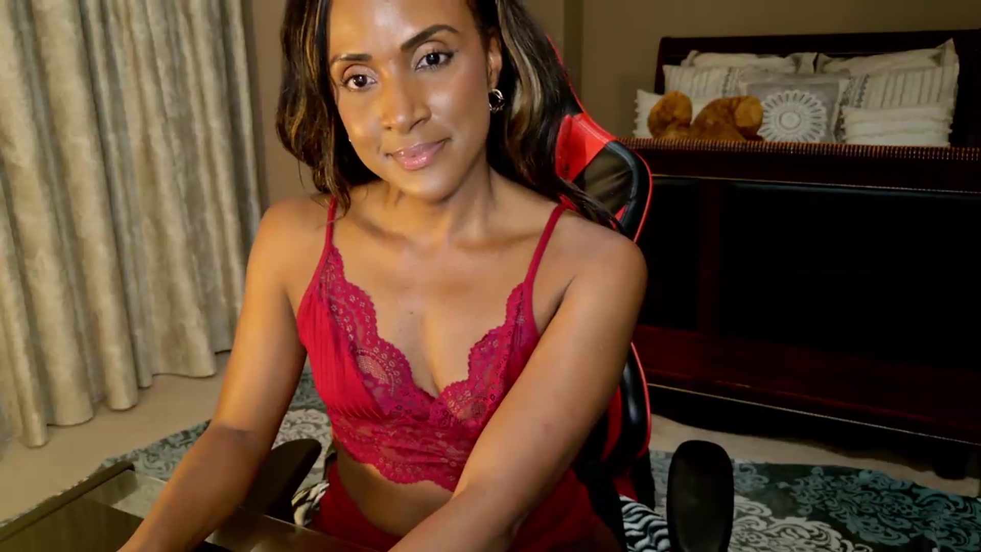 Gallery image thumbnail from Ms_WetNWild's myfreecams stream on, 07/29/2026, 02:37 image 15 of 20