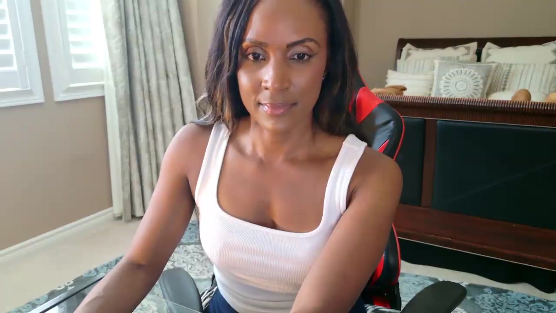 Gallery image thumbnail from Ms_WetNWild's myfreecams stream on, 07/31/2026, 20:50 image 6 of 20