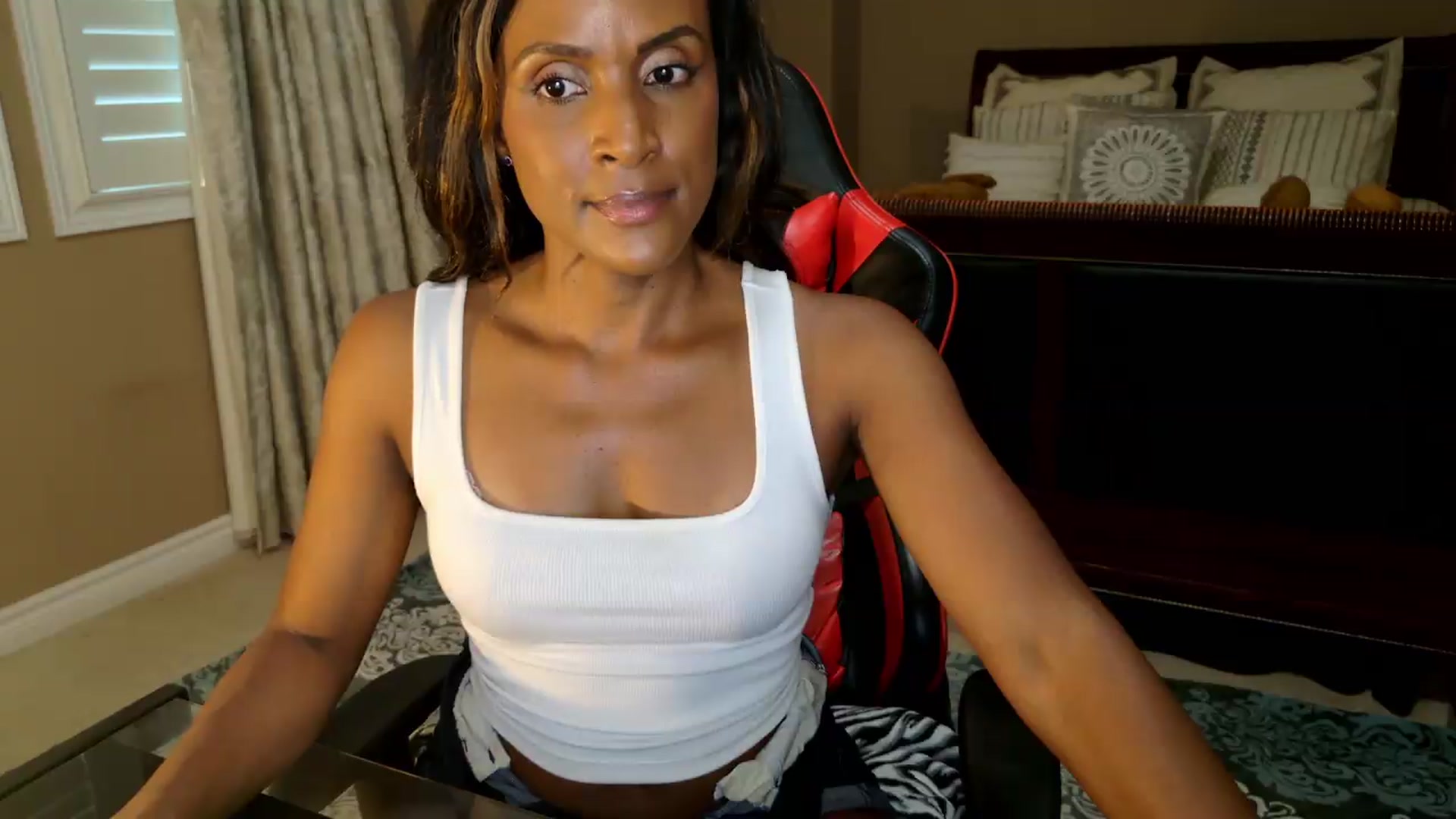 Gallery image thumbnail from Ms_WetNWild's myfreecams stream on, 07/31/2026, 23:47 image 19 of 20