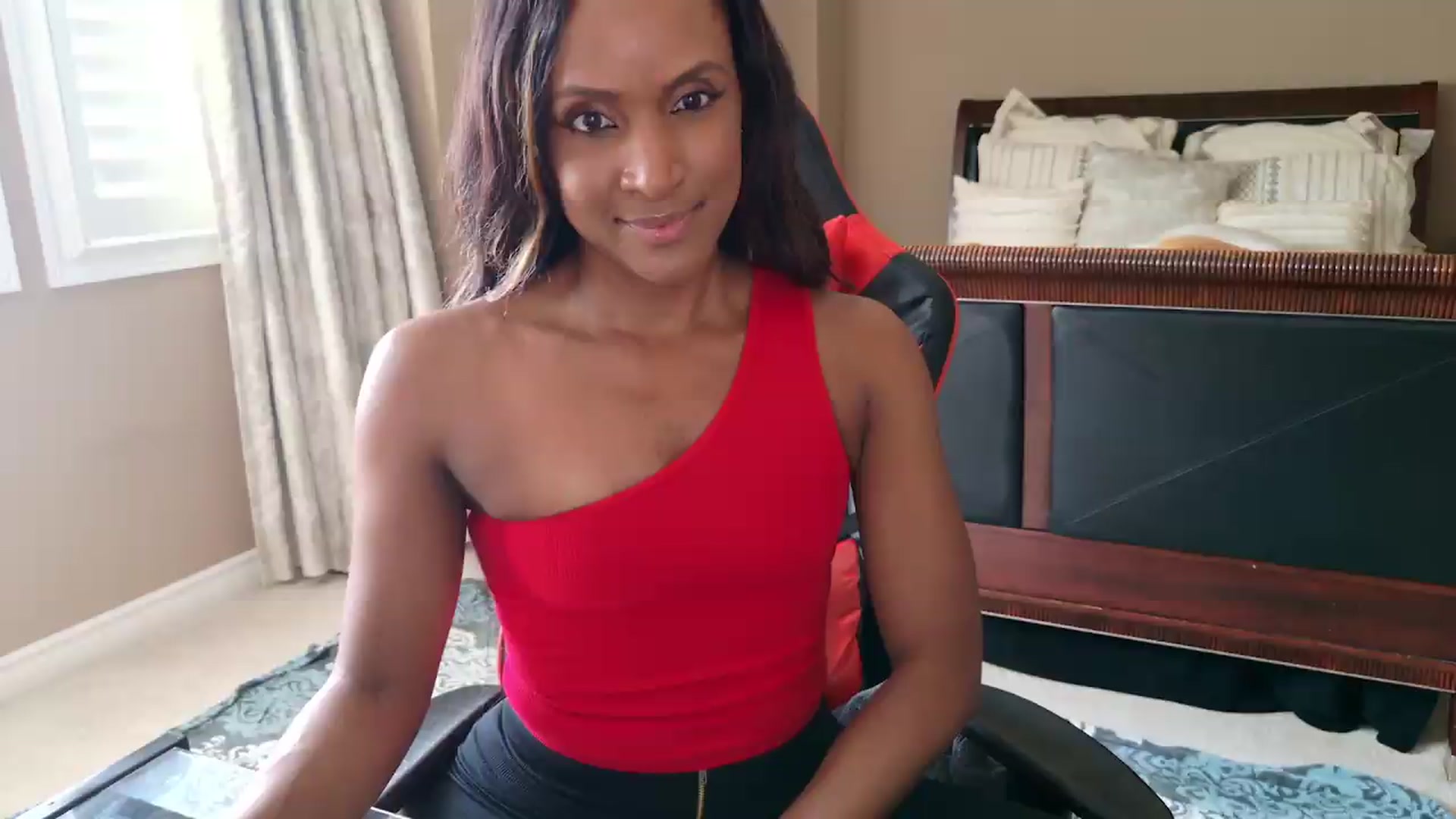 Gallery image thumbnail from Ms_WetNWild's myfreecams stream on, 08/07/2026, 21:12 image 8 of 20